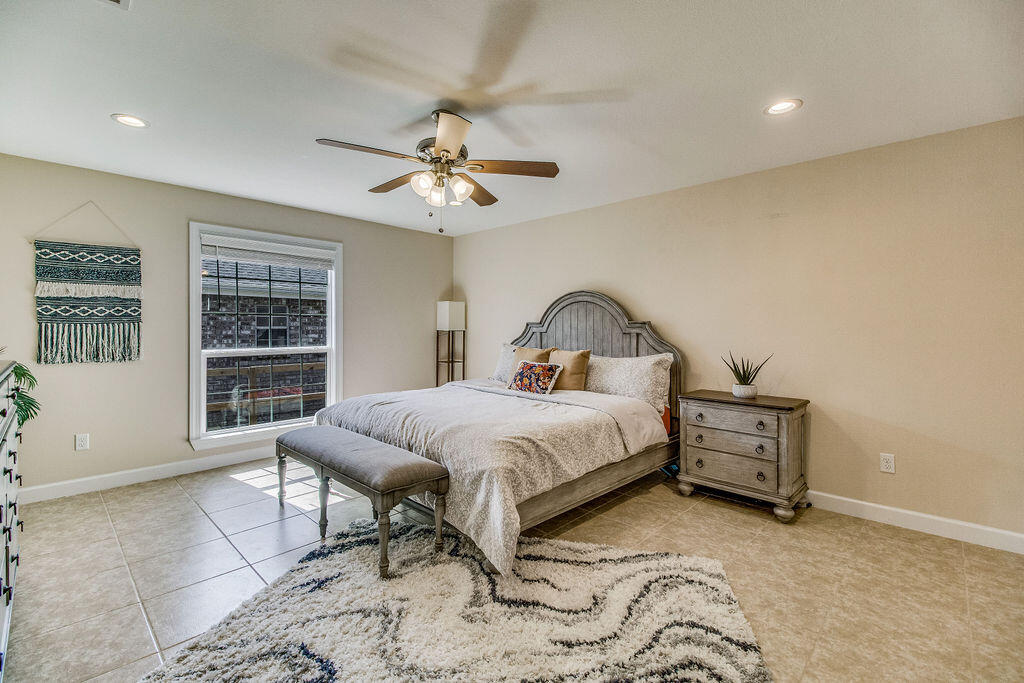 POLYNESIAN ISLANDS - Residential