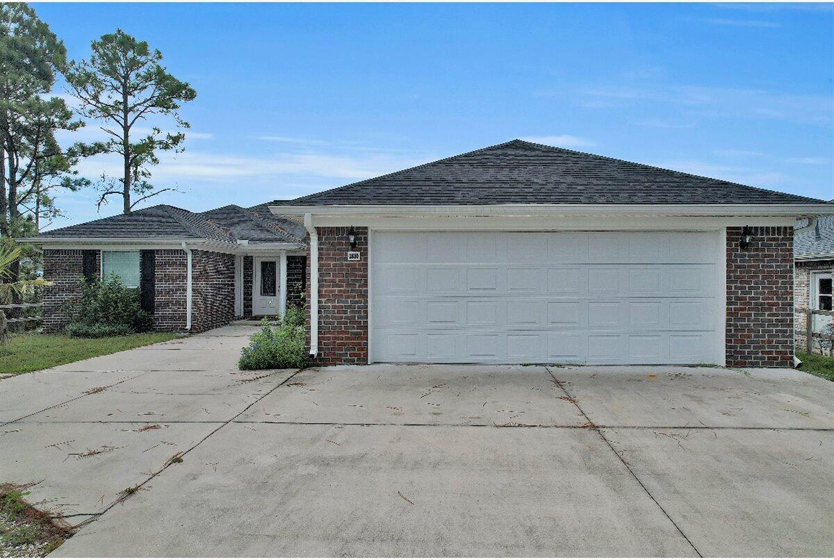 POLYNESIAN ISLANDS - Residential