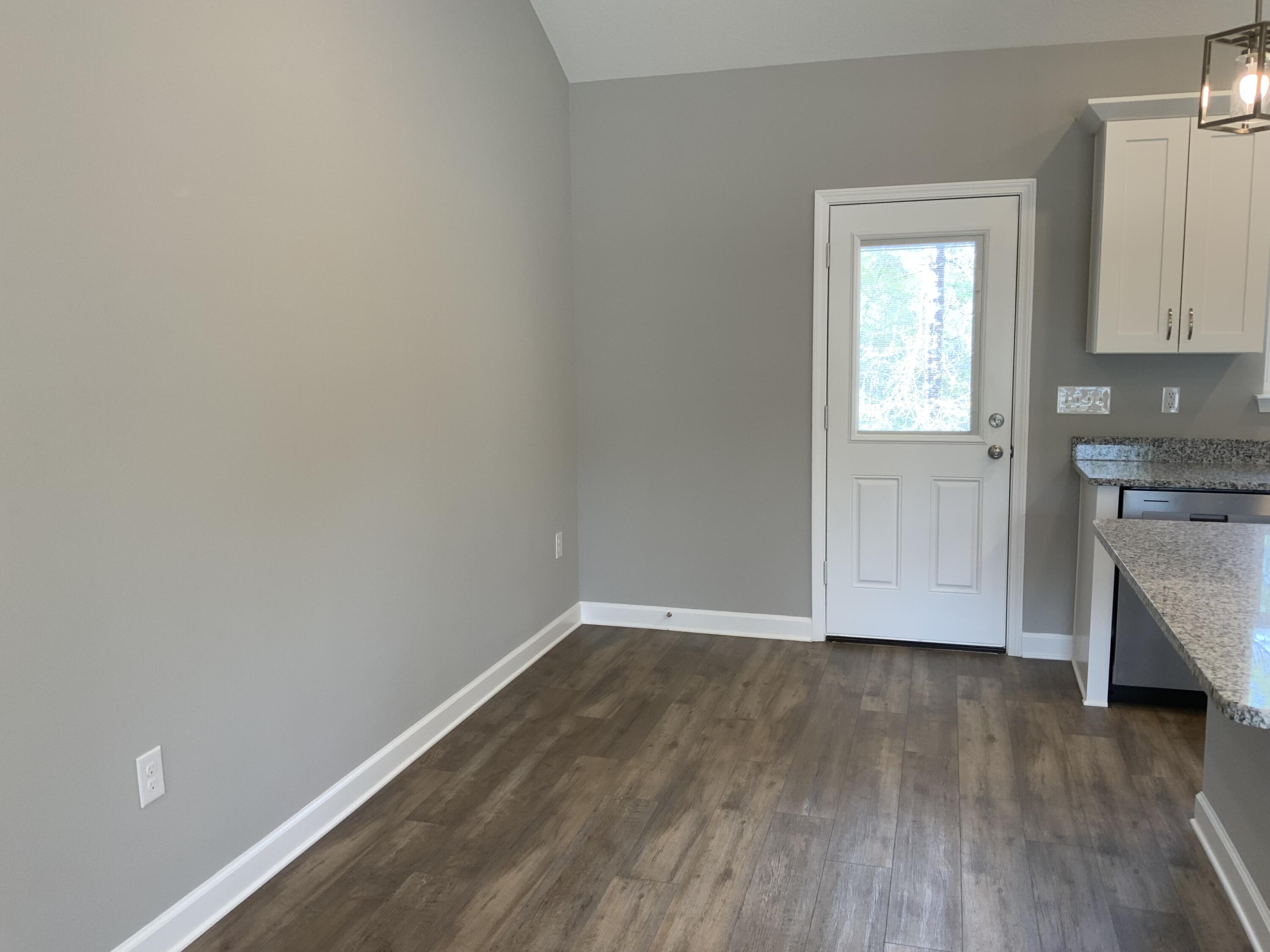 MAJESTIC OAKS VINEYARD - Residential