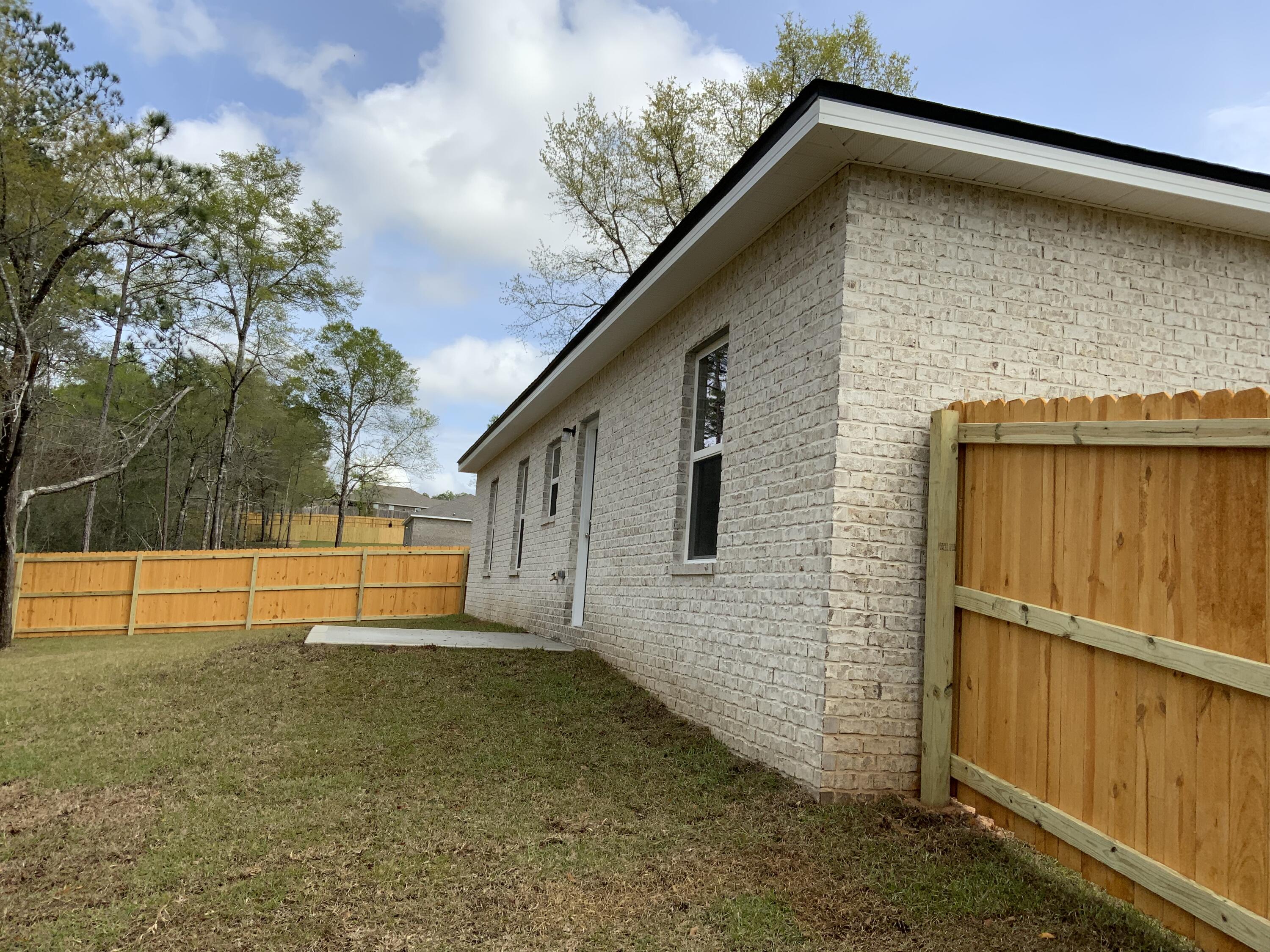 MAJESTIC OAKS VINEYARD - Residential