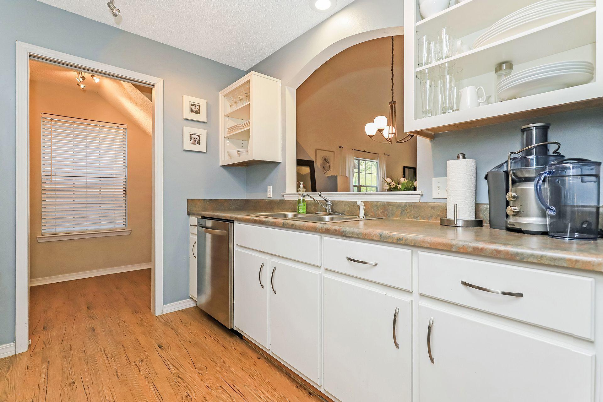 ESCADA - Residential