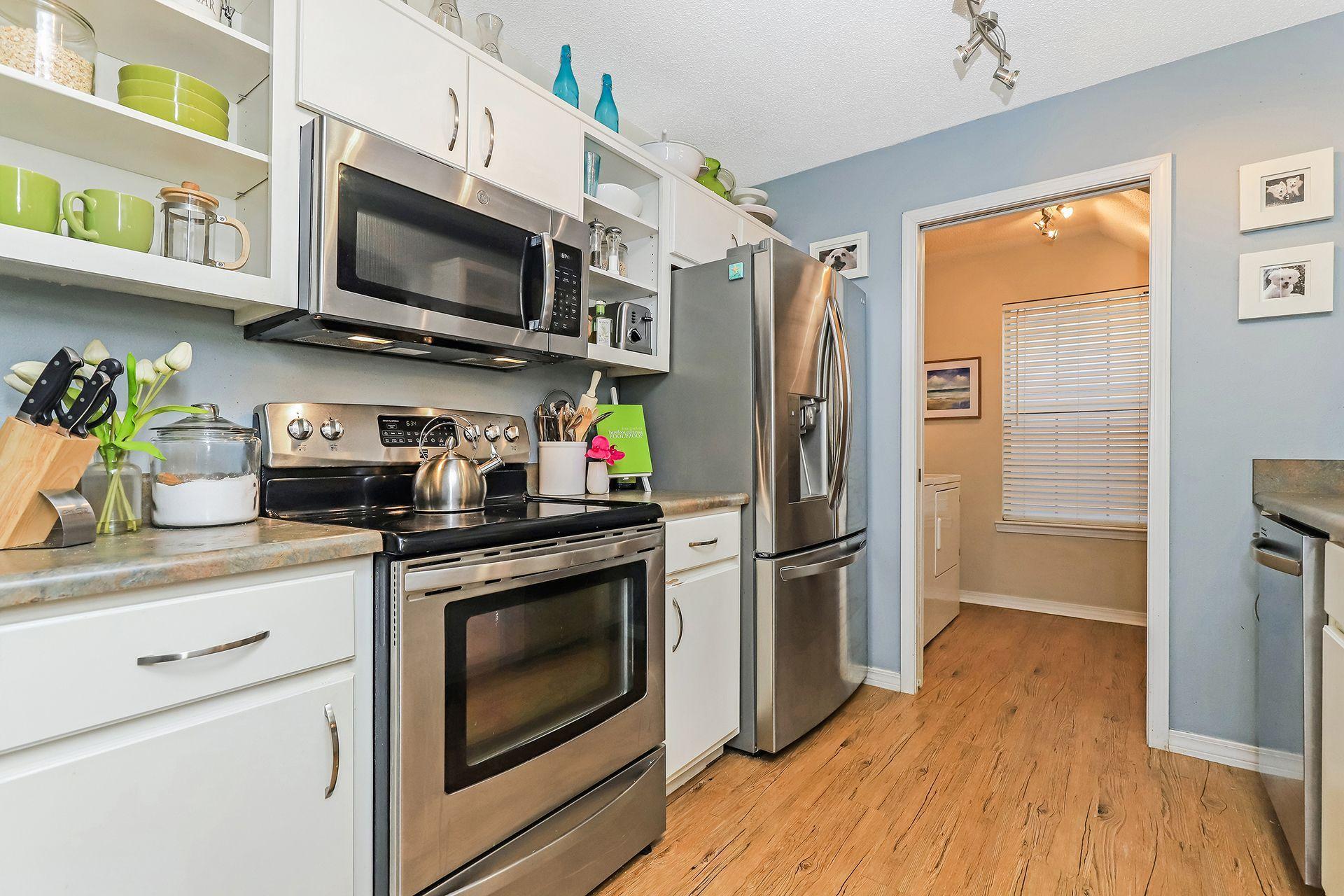 ESCADA - Residential