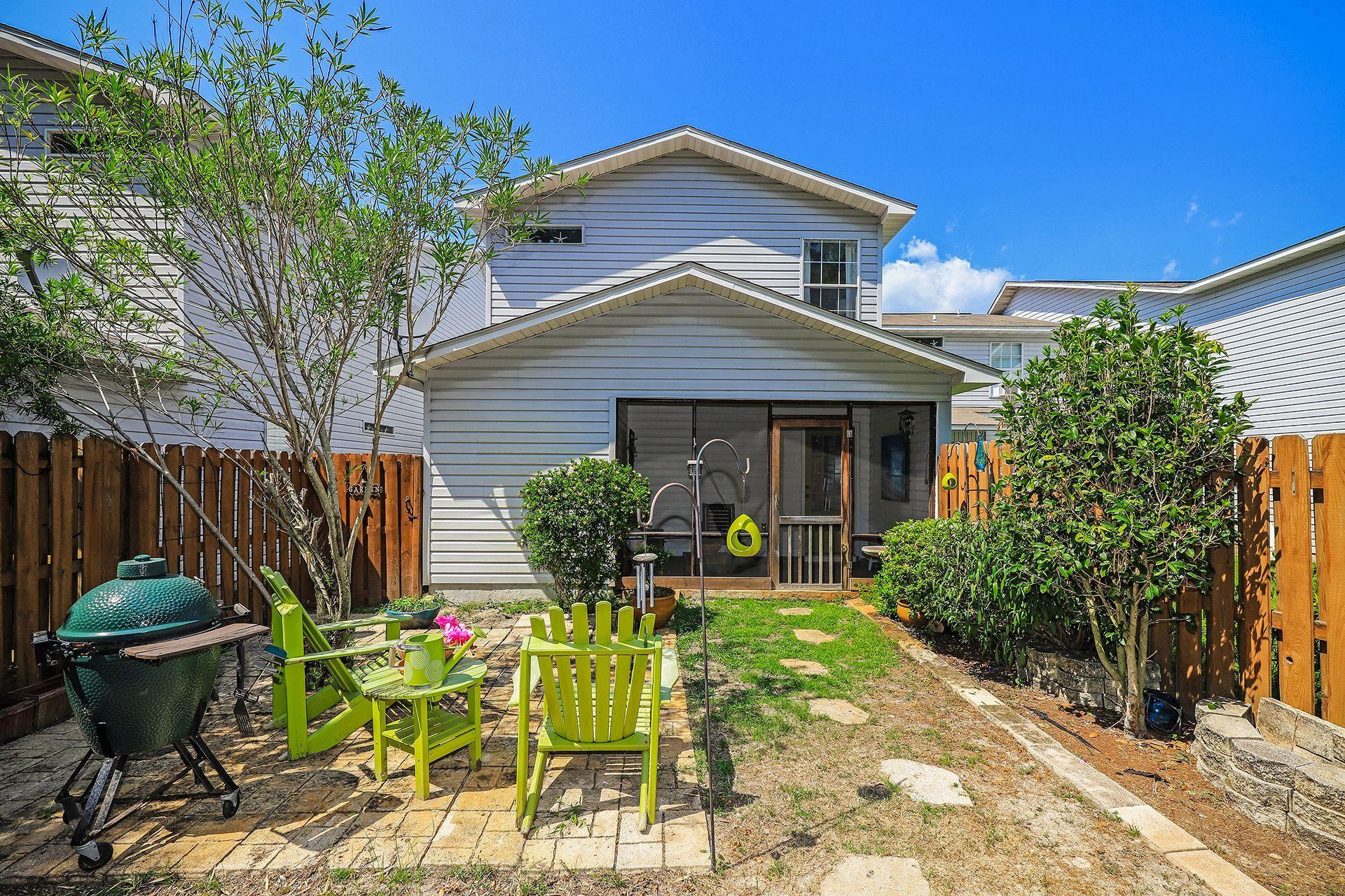 ESCADA - Residential