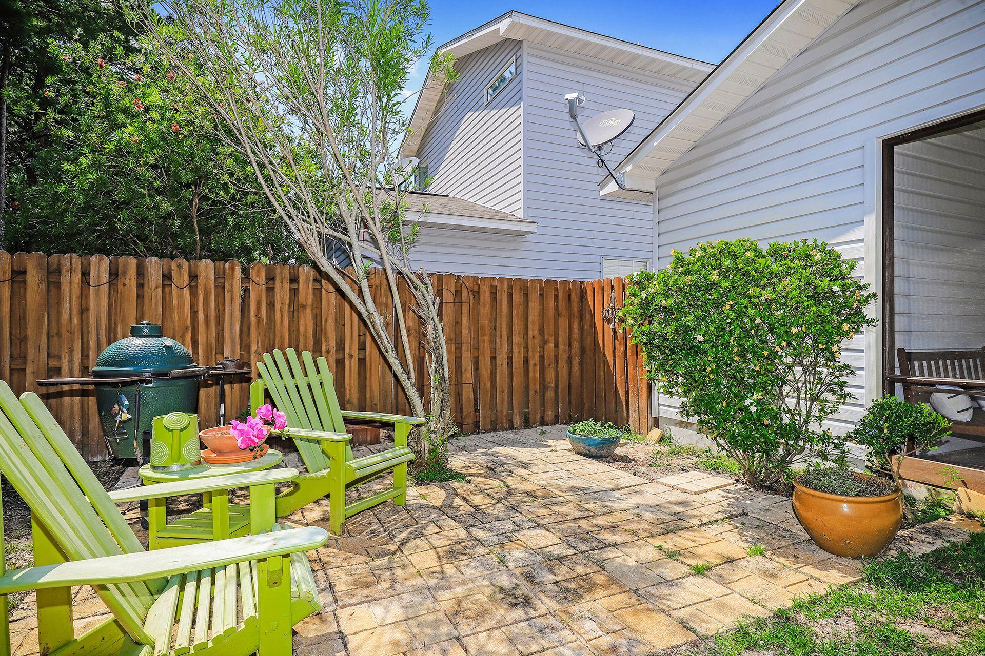 ESCADA - Residential