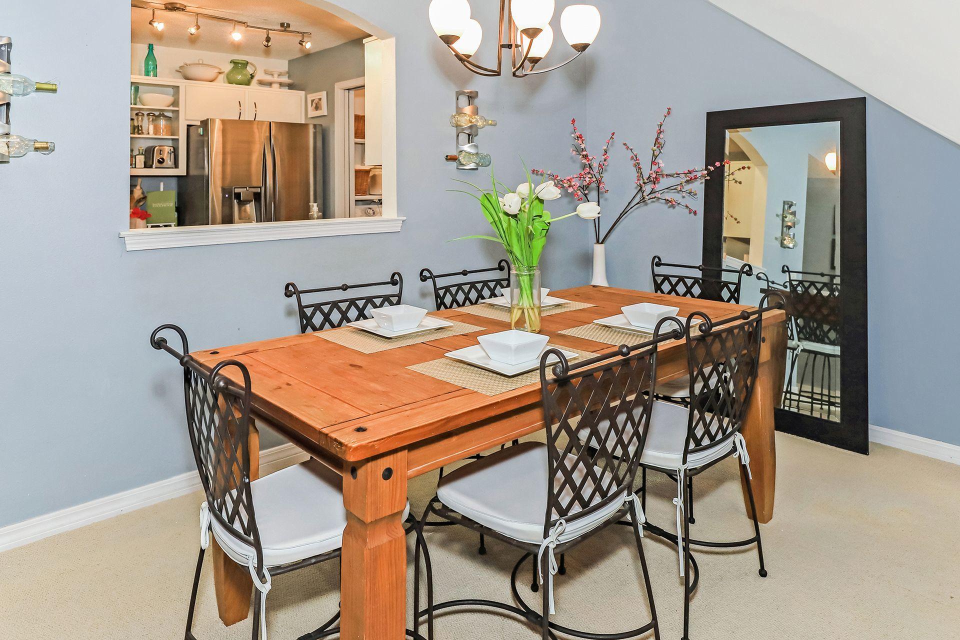 ESCADA - Residential