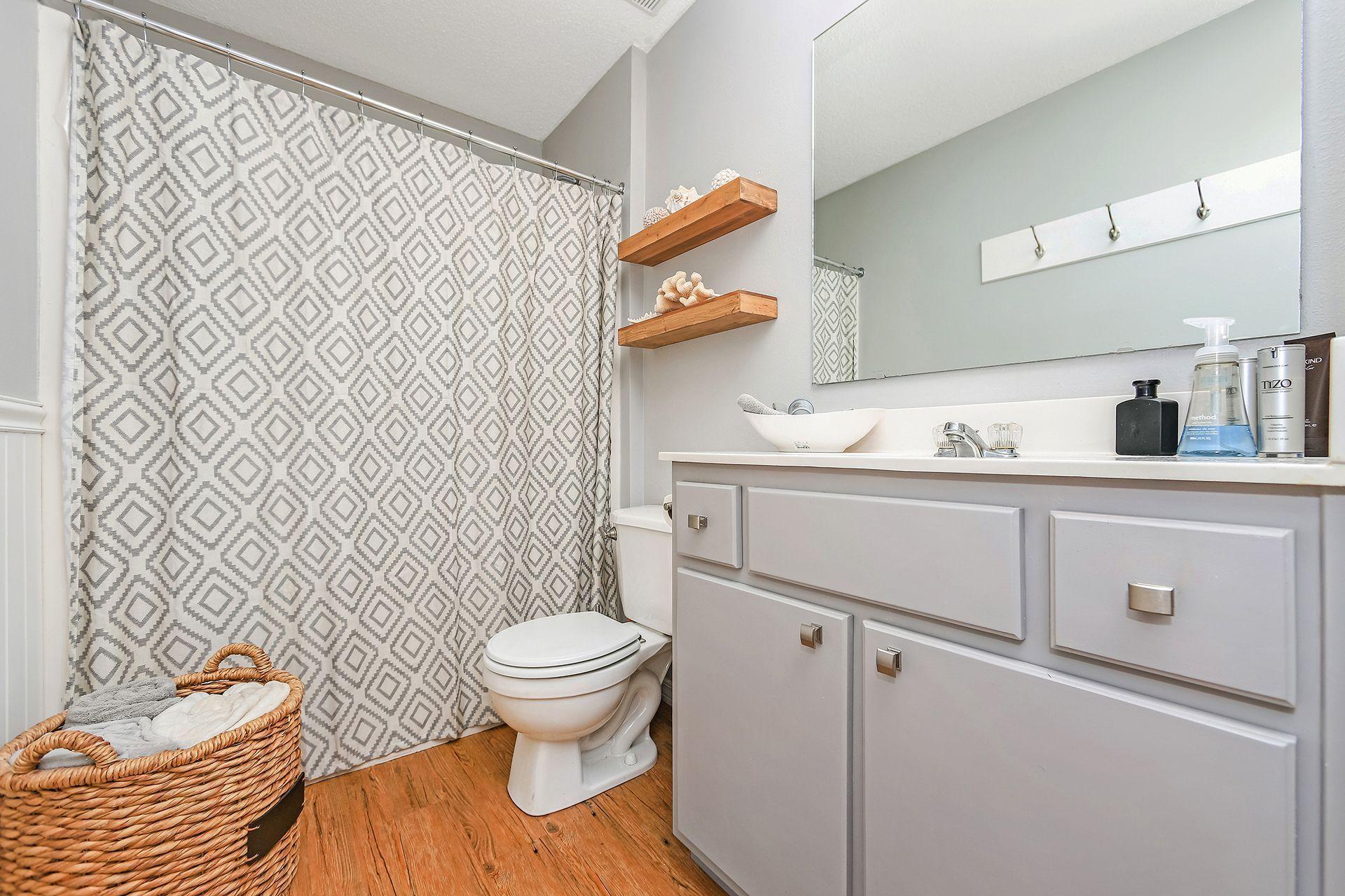 ESCADA - Residential