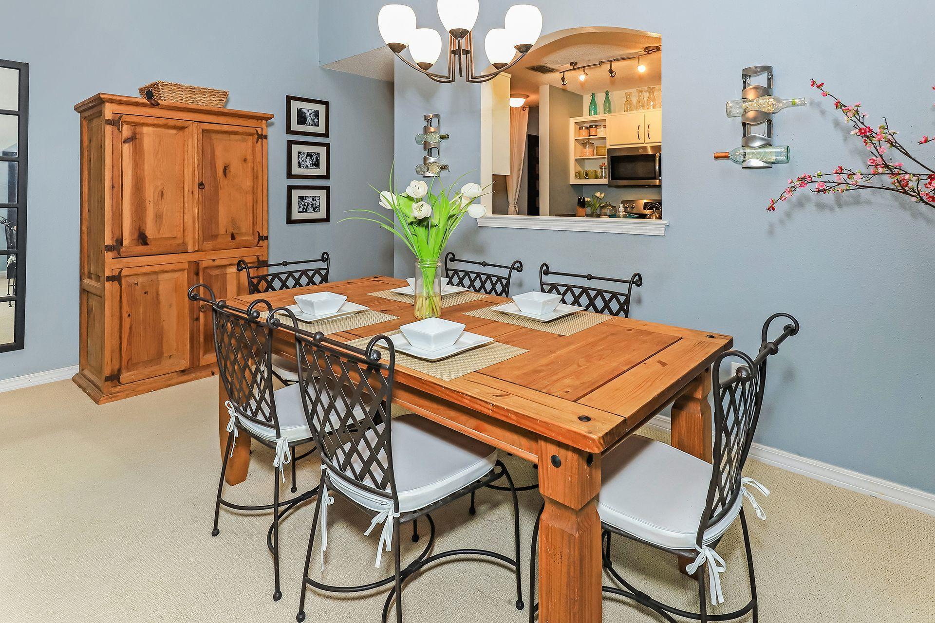 ESCADA - Residential