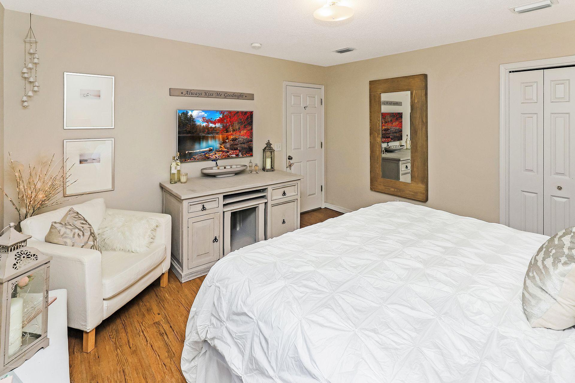 ESCADA - Residential