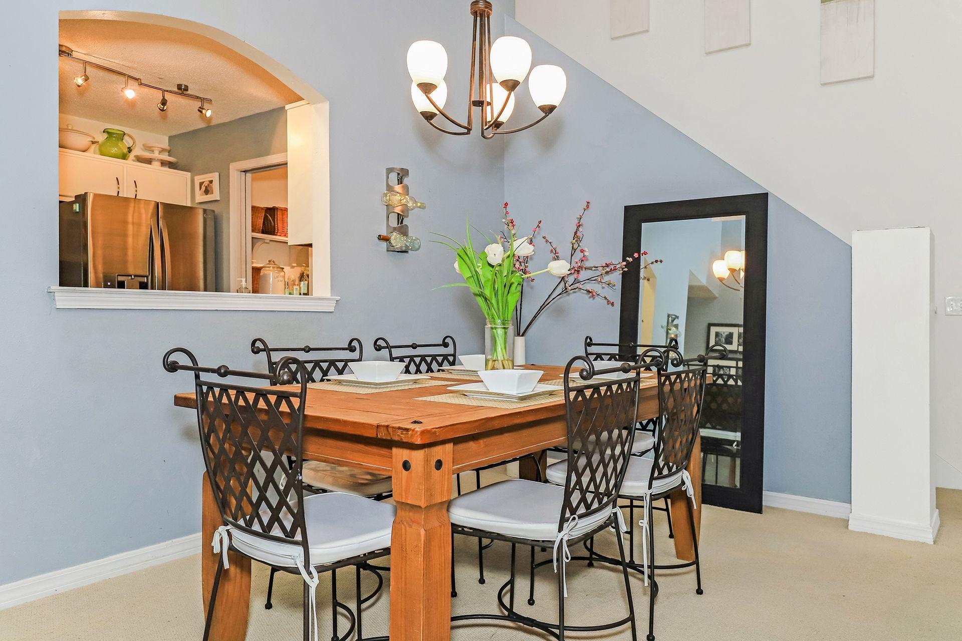 ESCADA - Residential