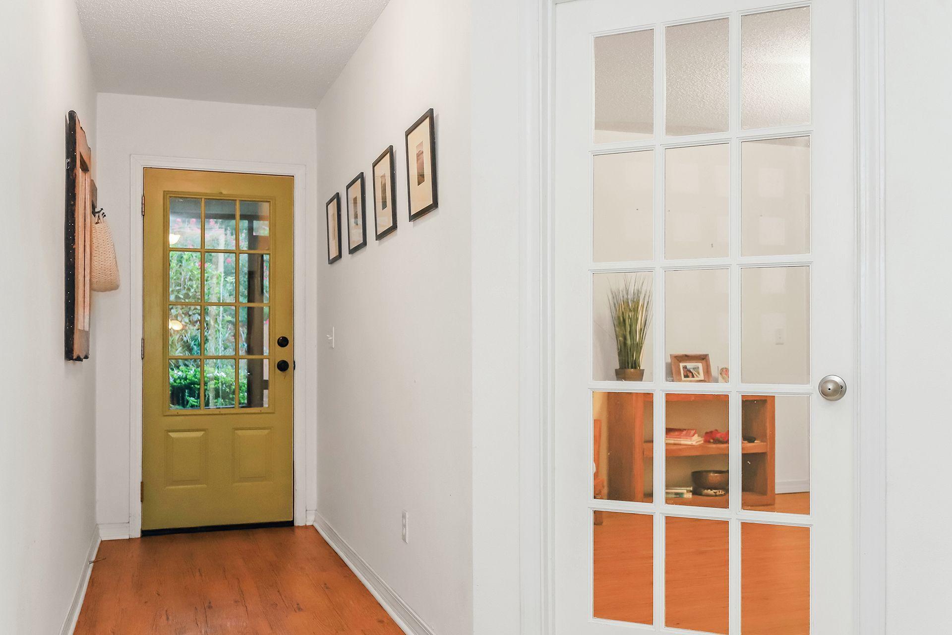 ESCADA - Residential