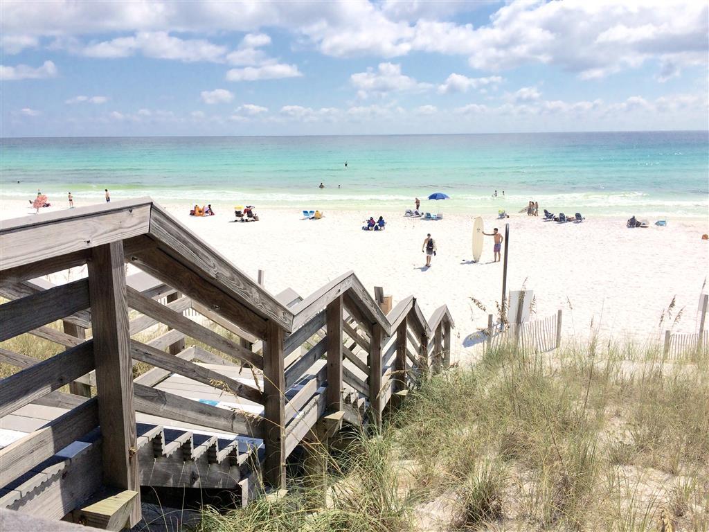 OLDE FLORIDA LAKES - Residential