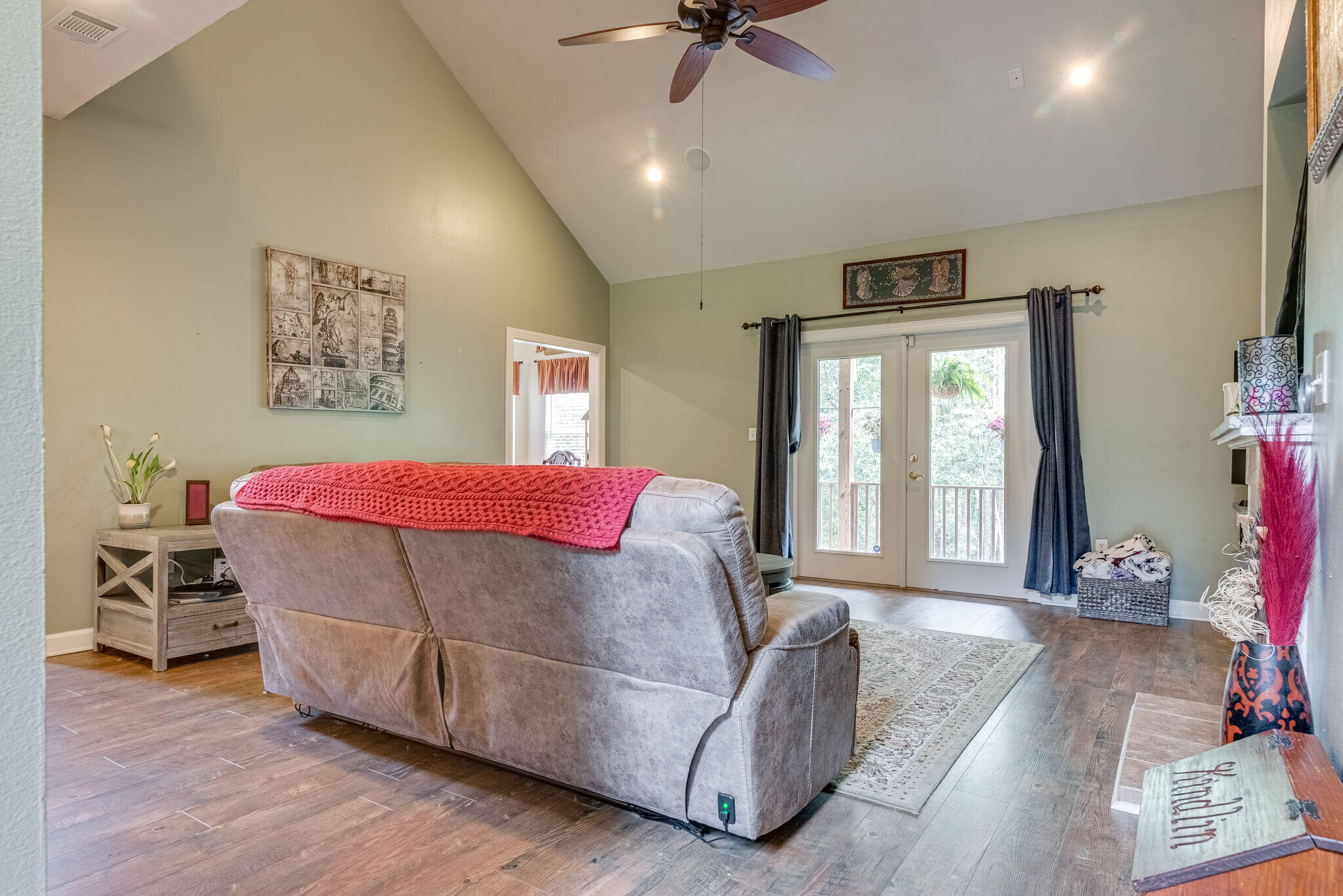 SILVER OAKS PH 1 - Residential