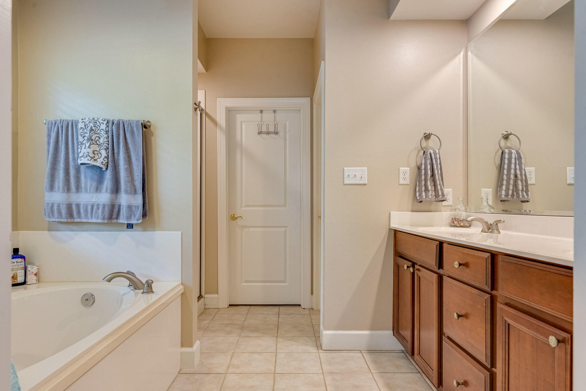 SILVER OAKS PH 1 - Residential