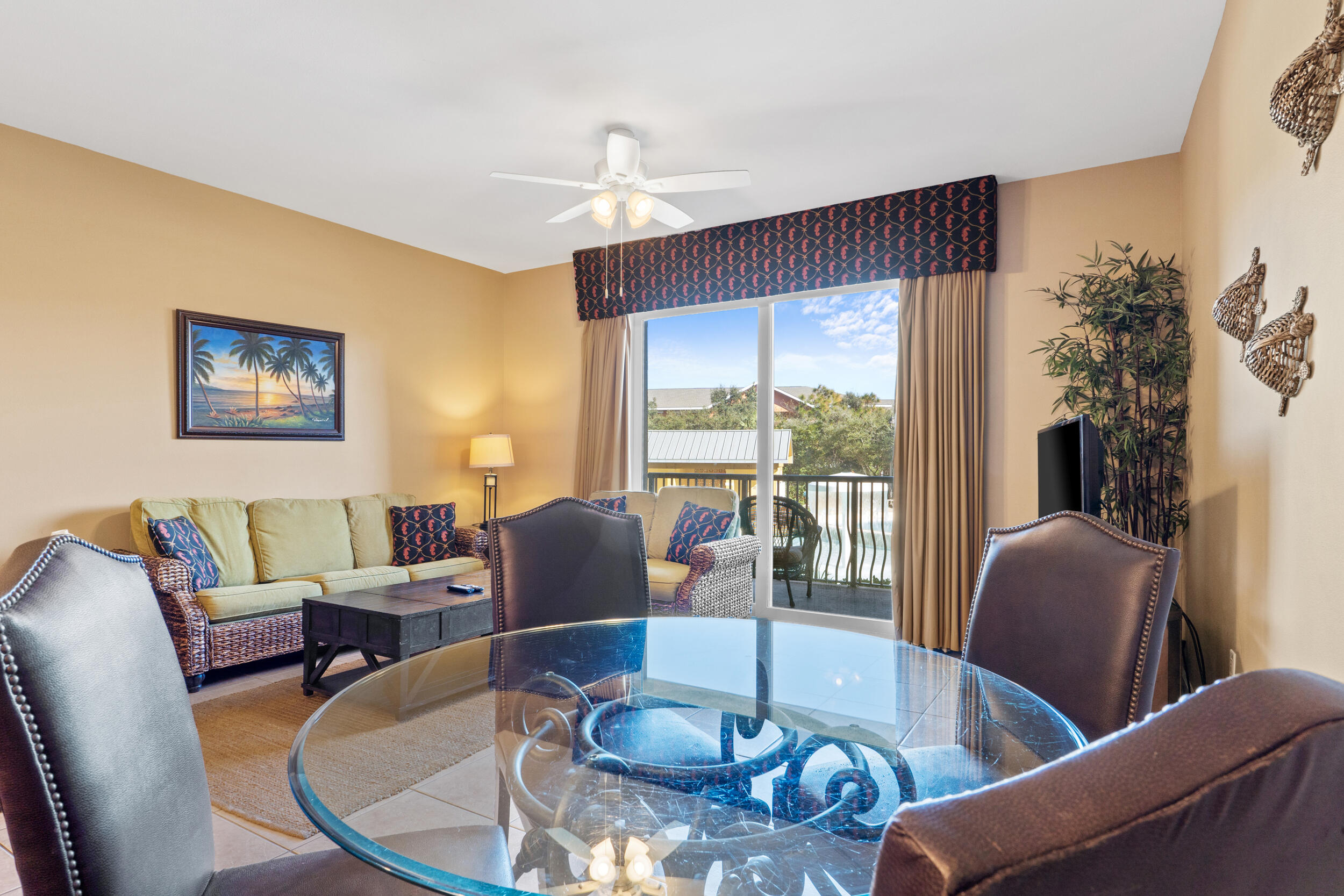 BEACH RESORT - Residential