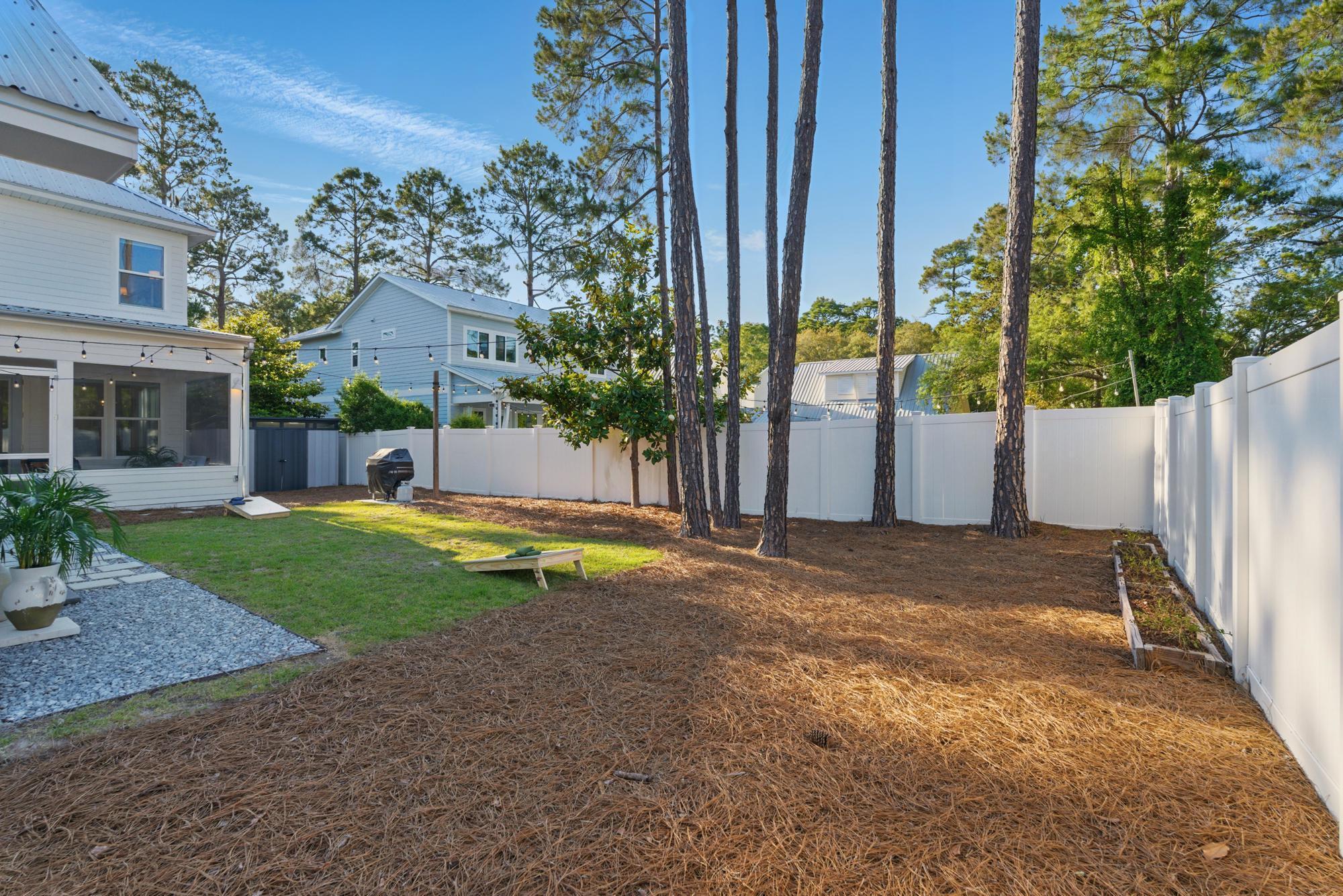 LAKEWOOD OF SEAGROVE BEACH - Residential Lease