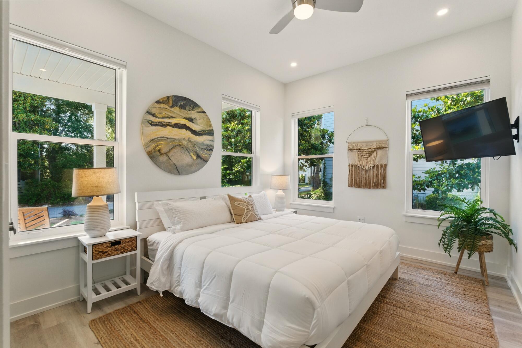 LAKEWOOD OF SEAGROVE BEACH - Residential Lease