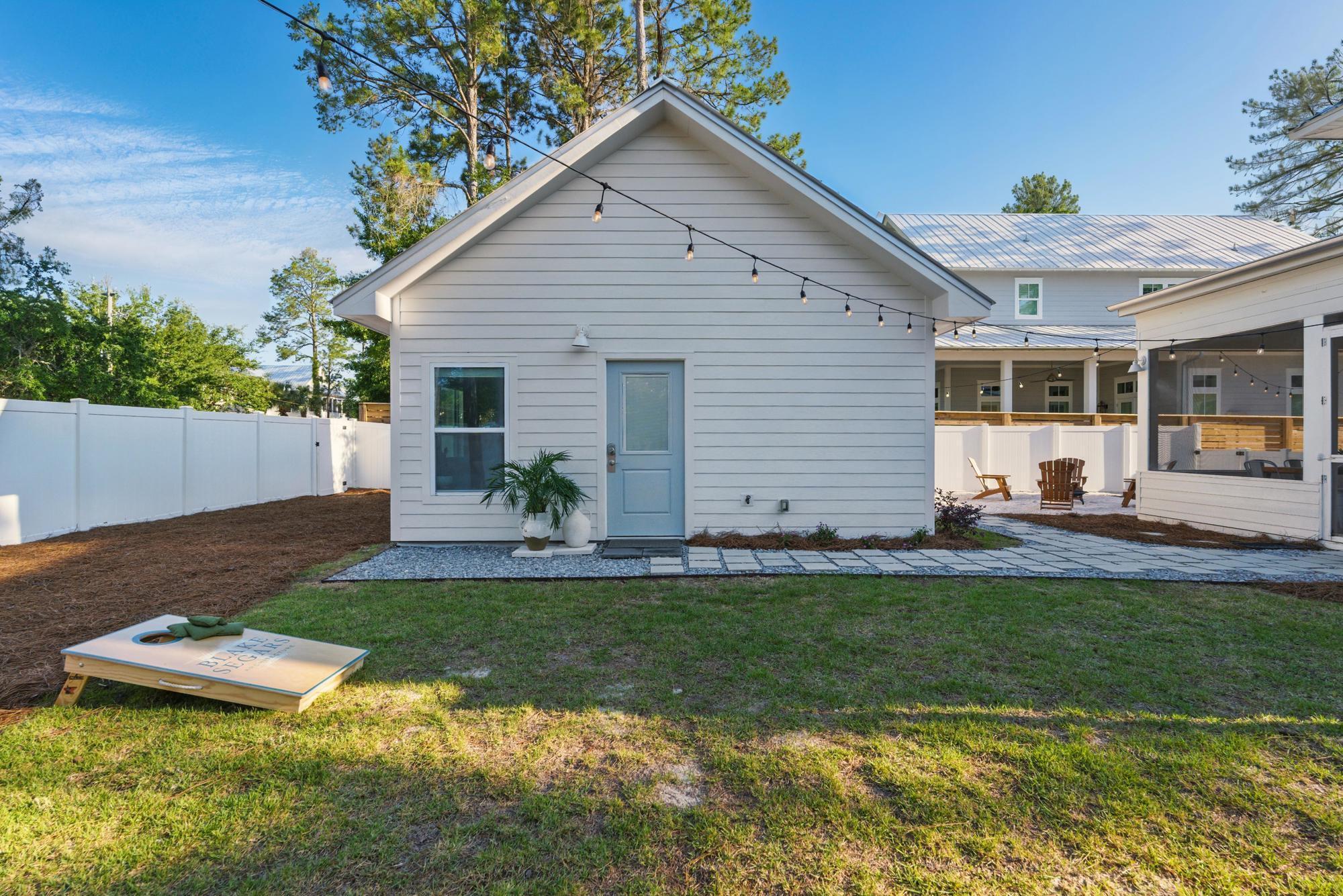 LAKEWOOD OF SEAGROVE BEACH - Residential Lease