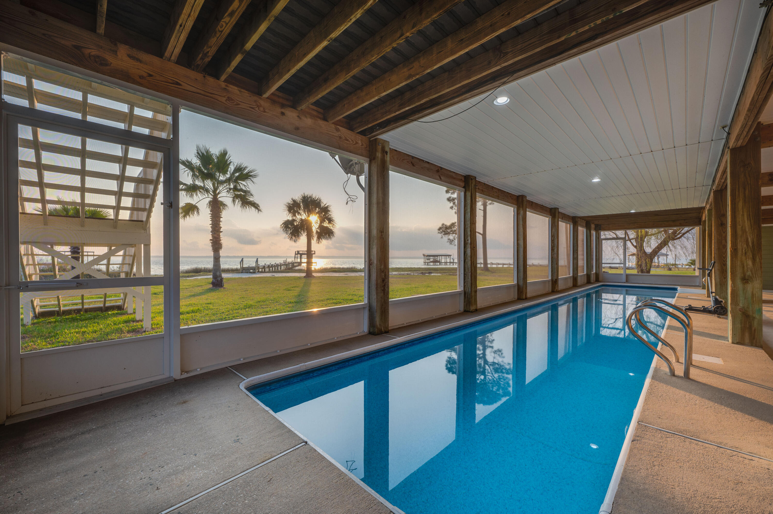 BAYSIDE - Residential