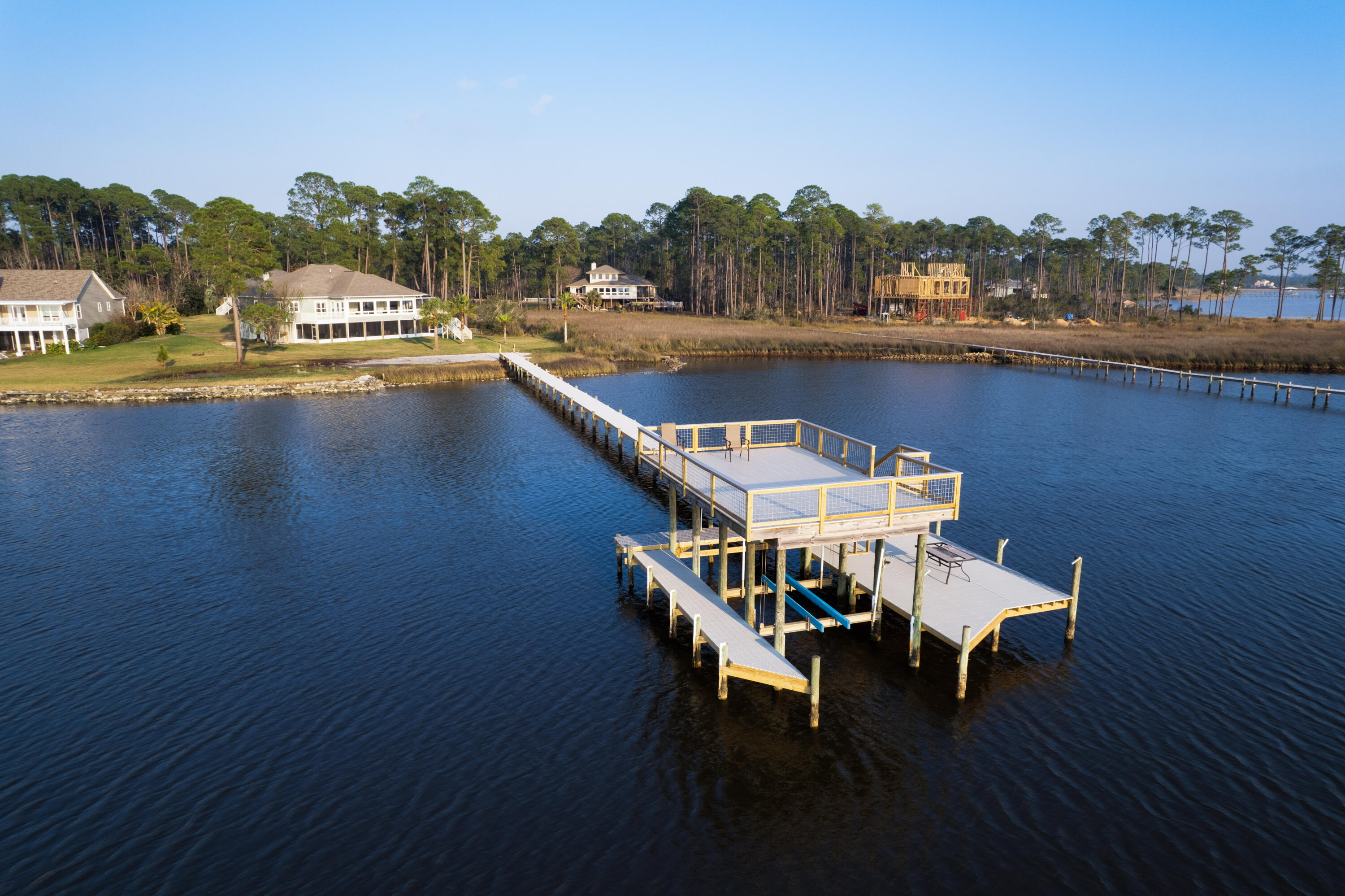 BAYSIDE - Residential