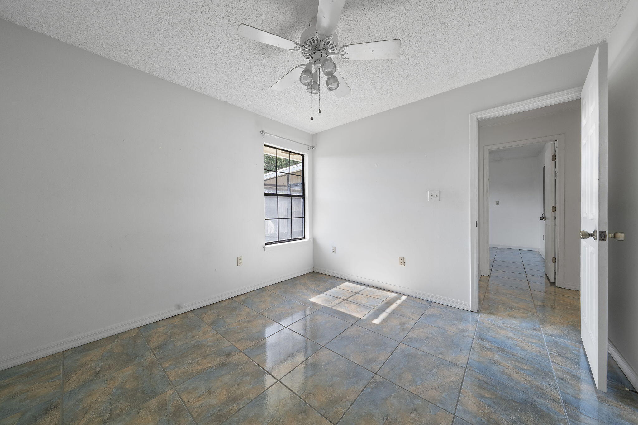 PRO AM ESTATES - Residential