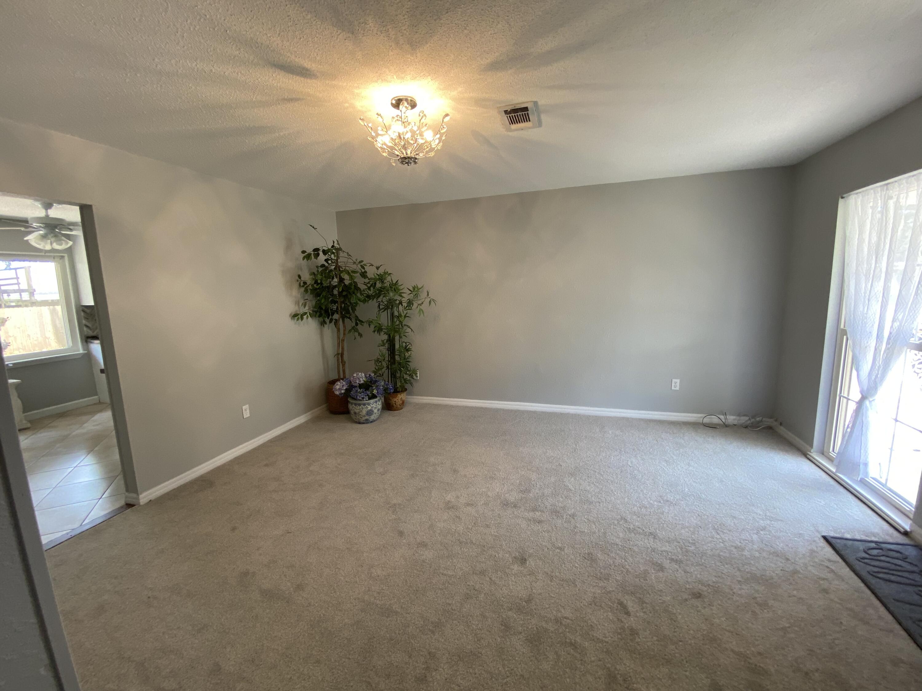 CAROL ANNE MANOR - Residential