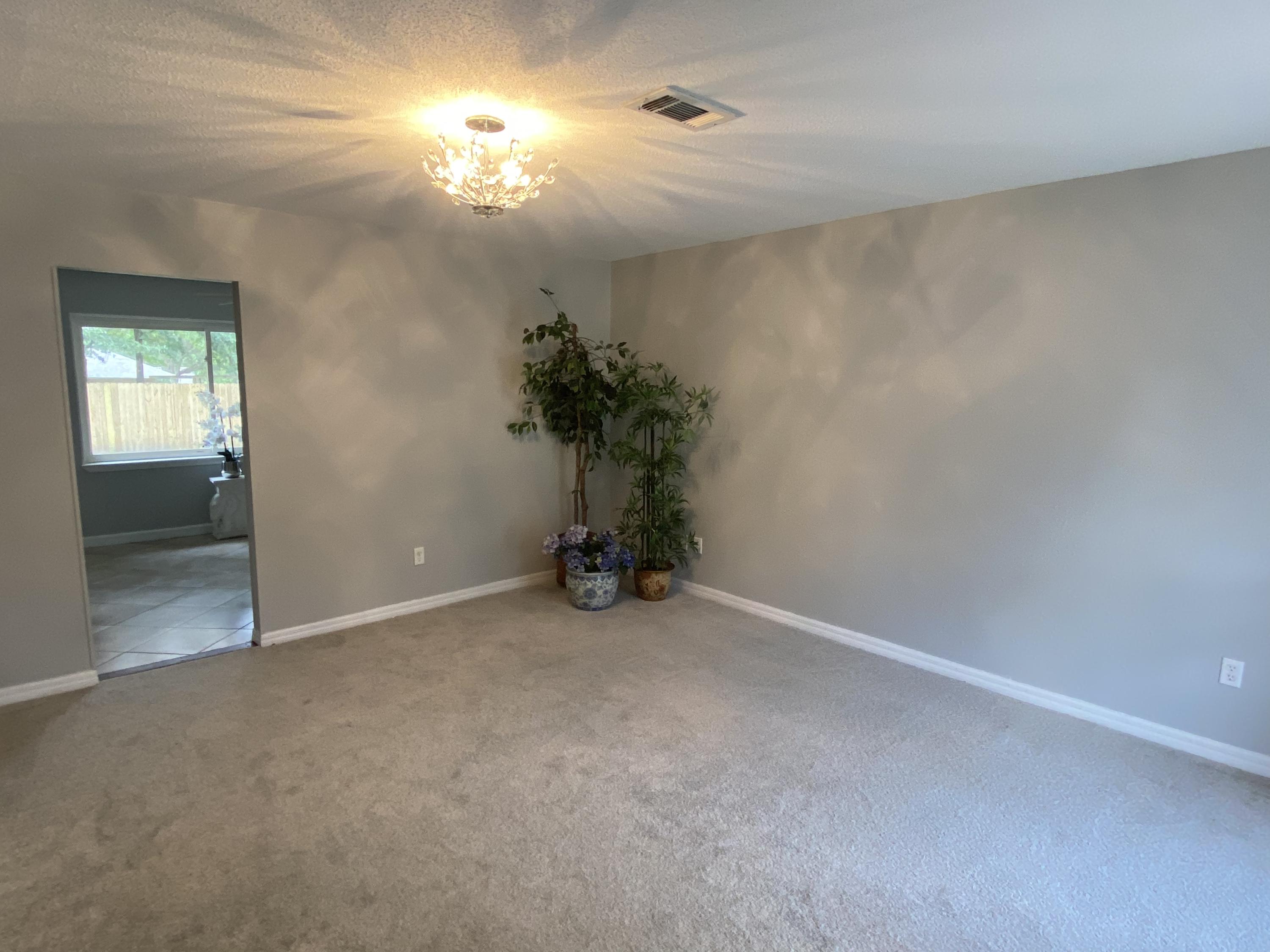 CAROL ANNE MANOR - Residential