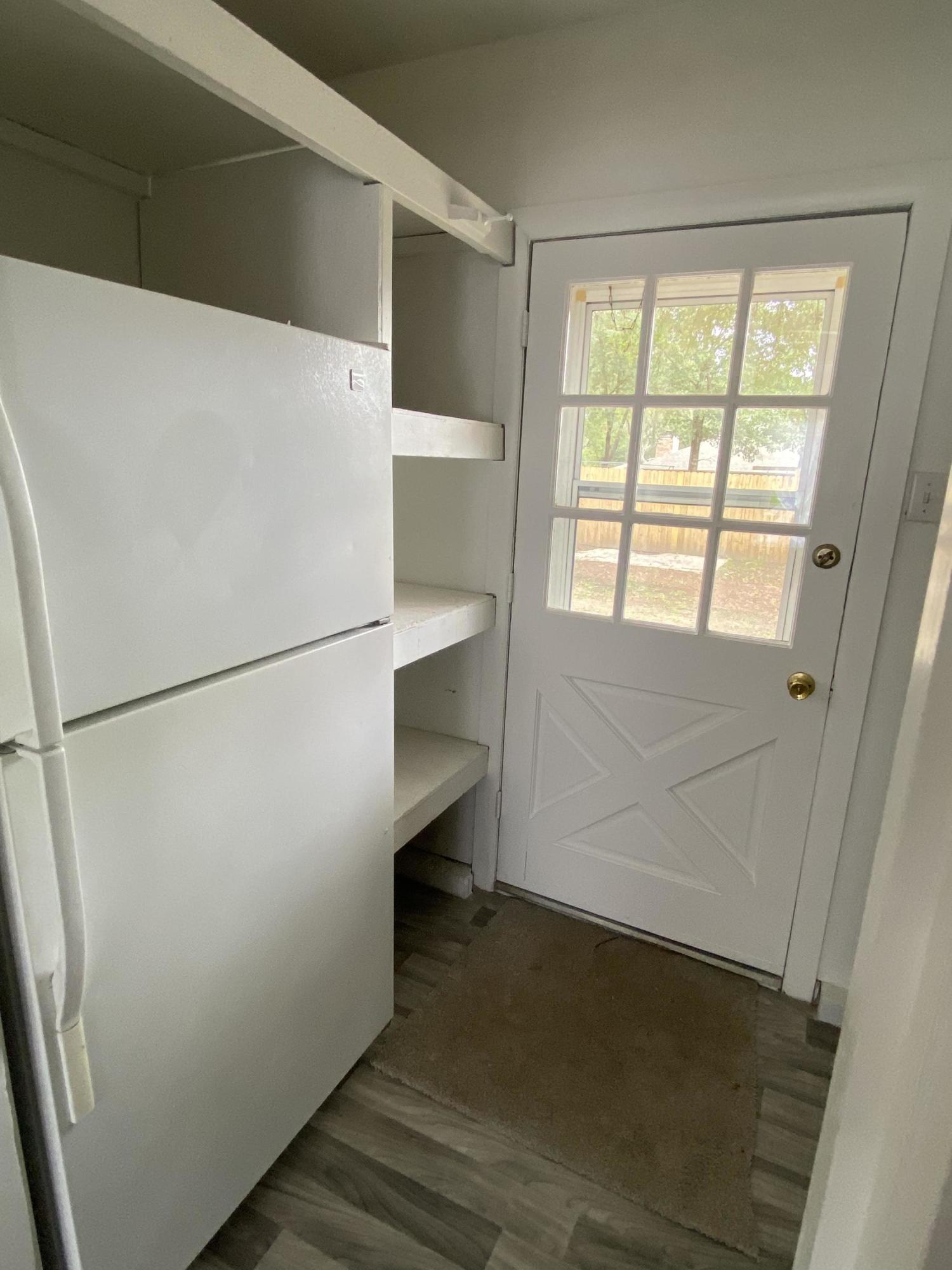 CAROL ANNE MANOR - Residential