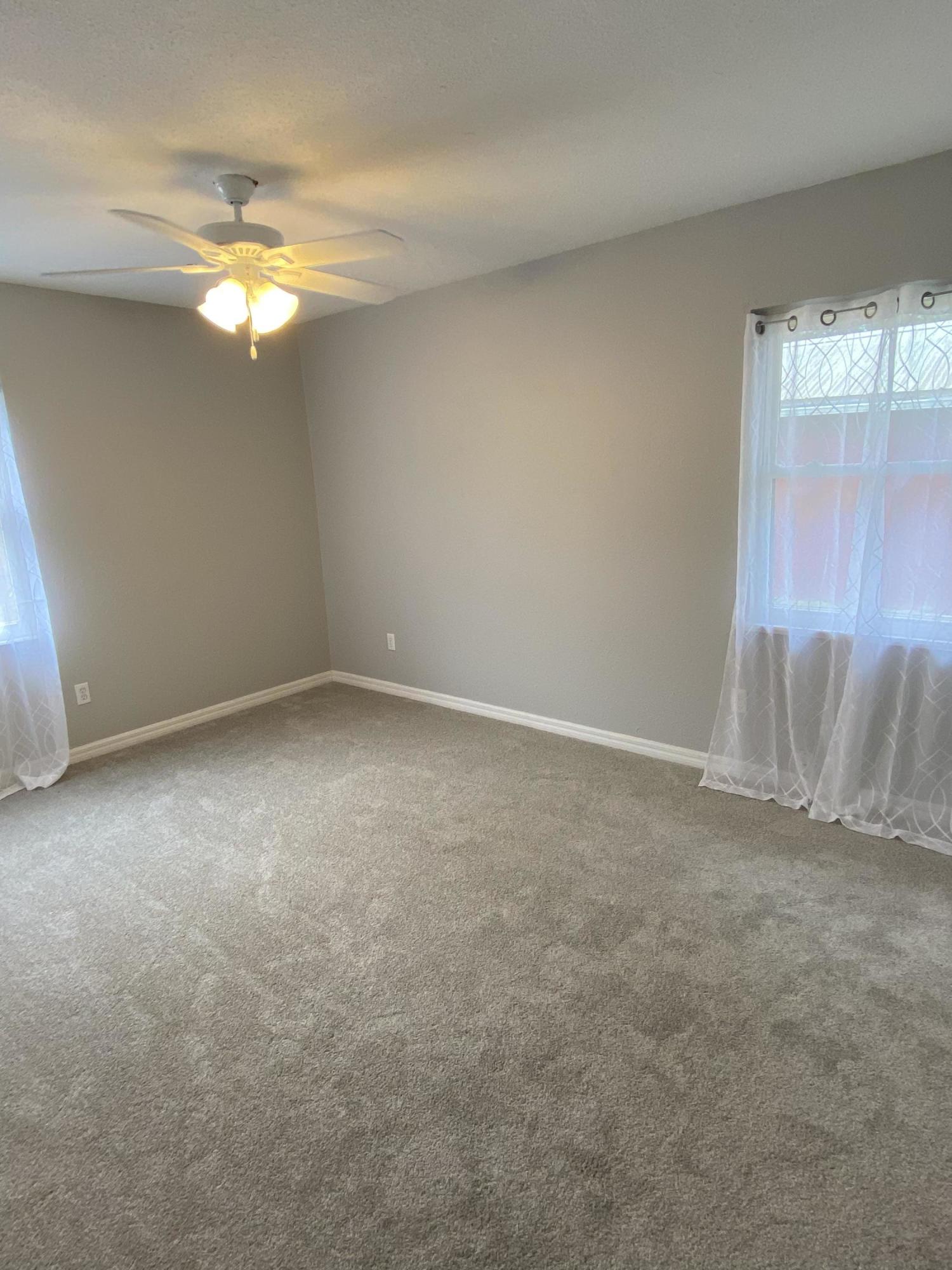 CAROL ANNE MANOR - Residential