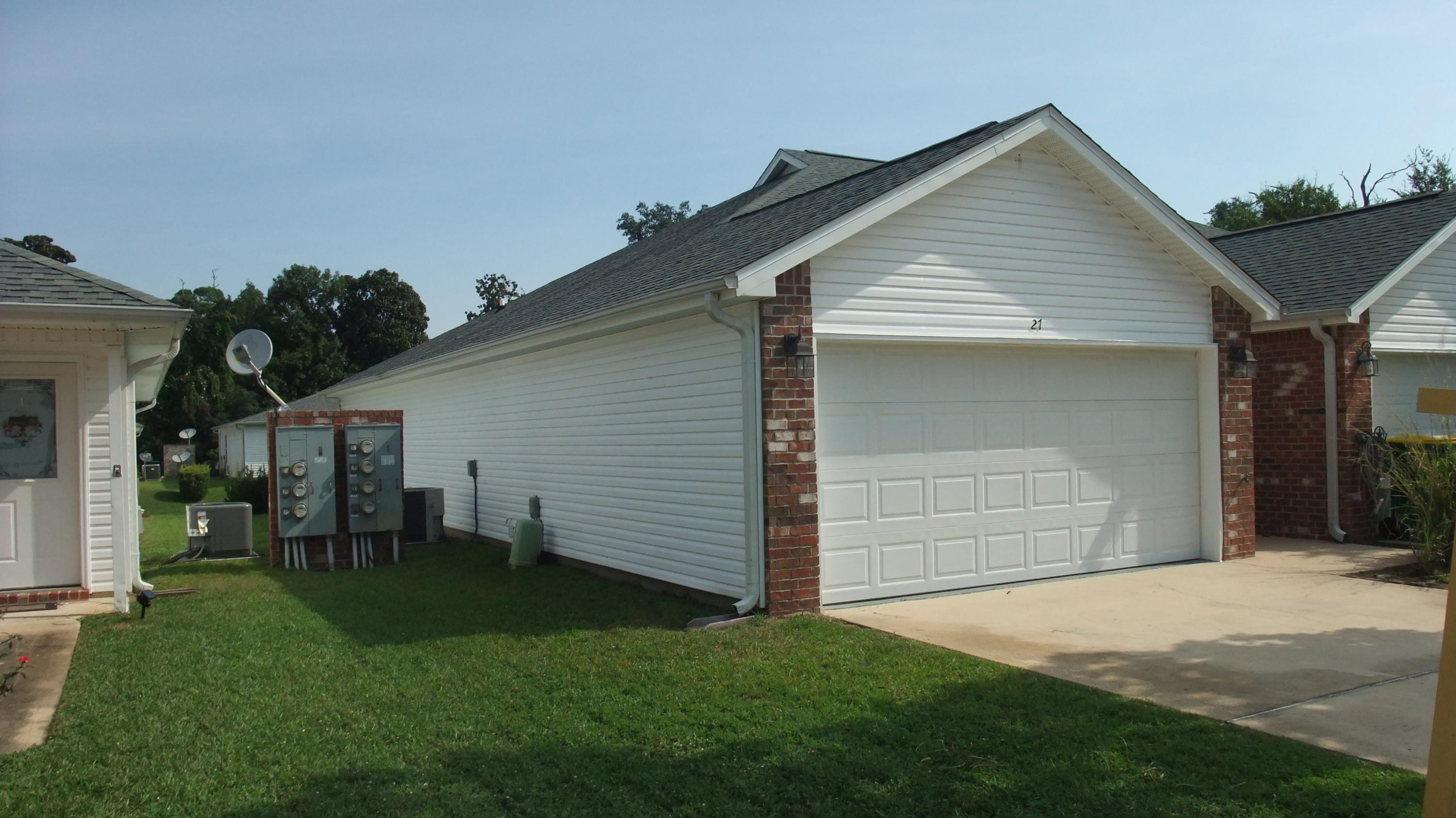 ANDALUSIA PLACE T/H'S - Residential