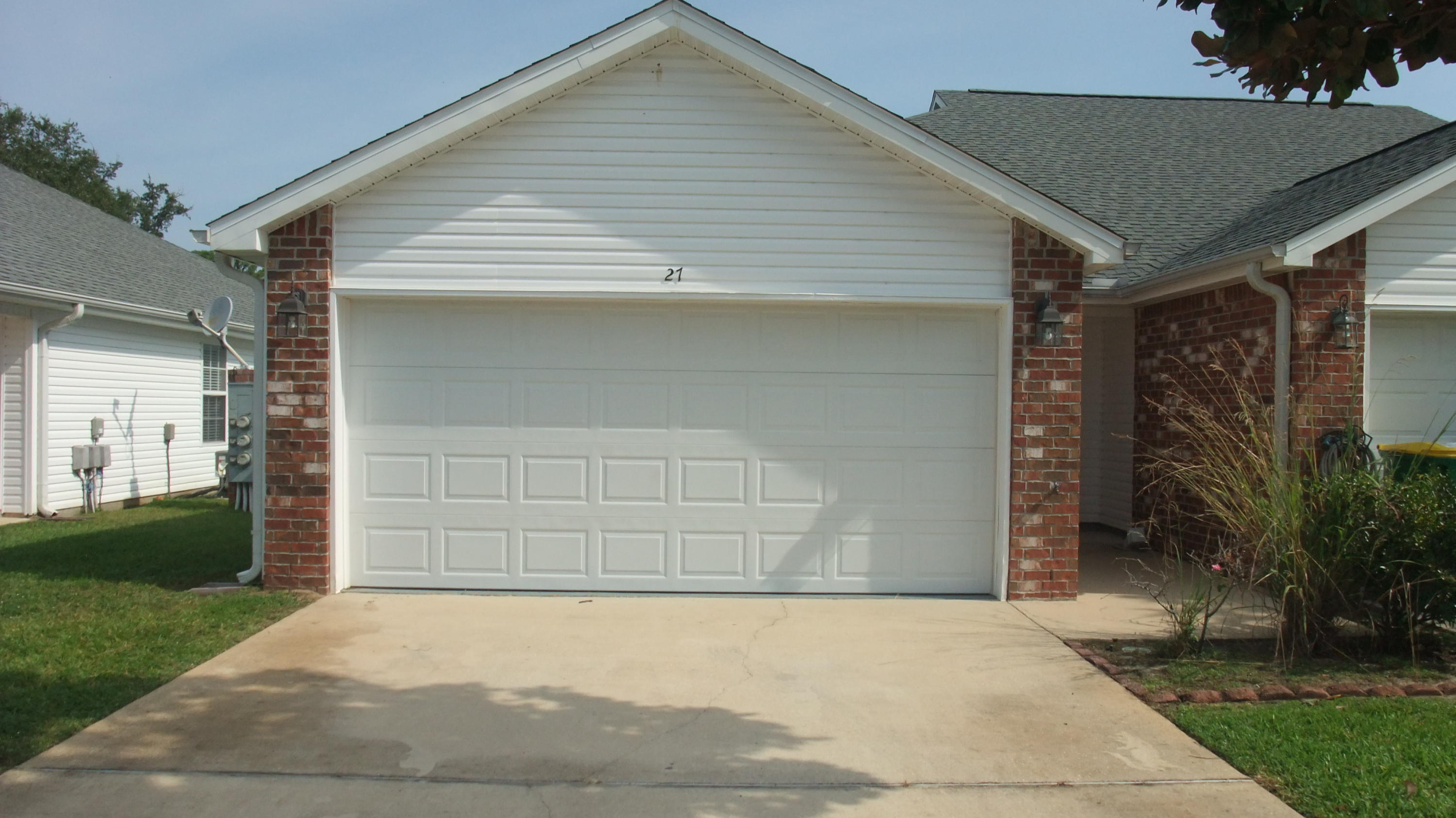 ANDALUSIA PLACE T/H'S - Residential