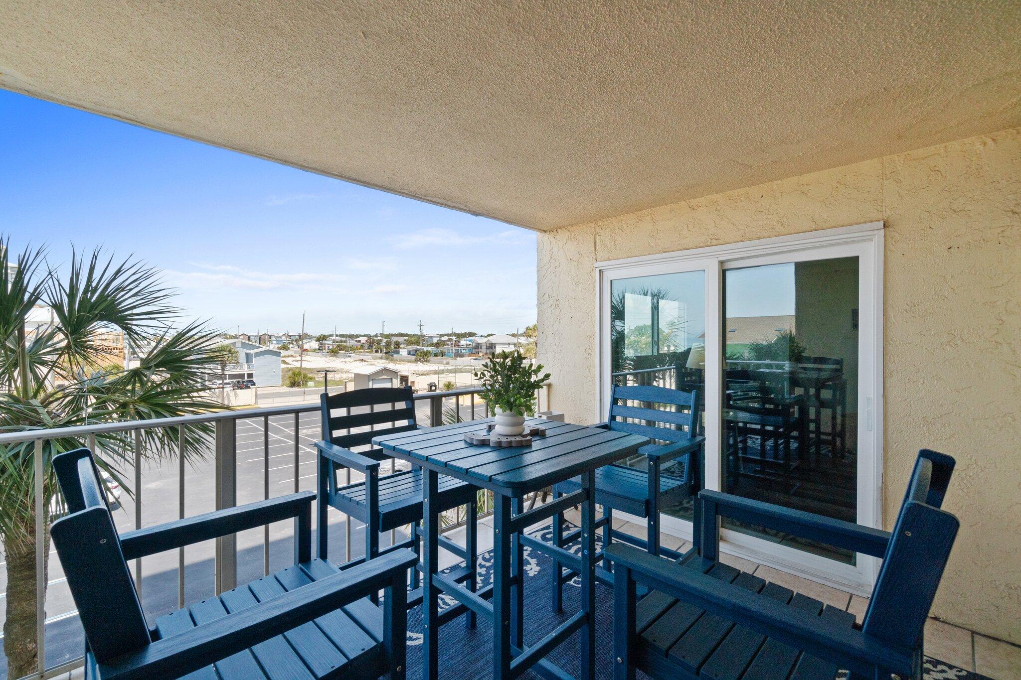 REGENCY TOWERS - Residential