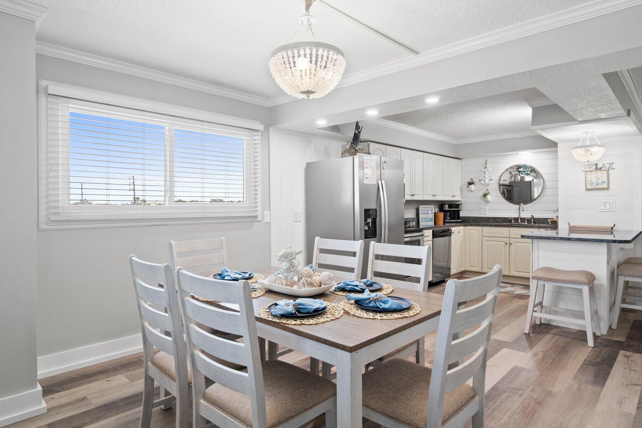 REGENCY TOWERS - Residential