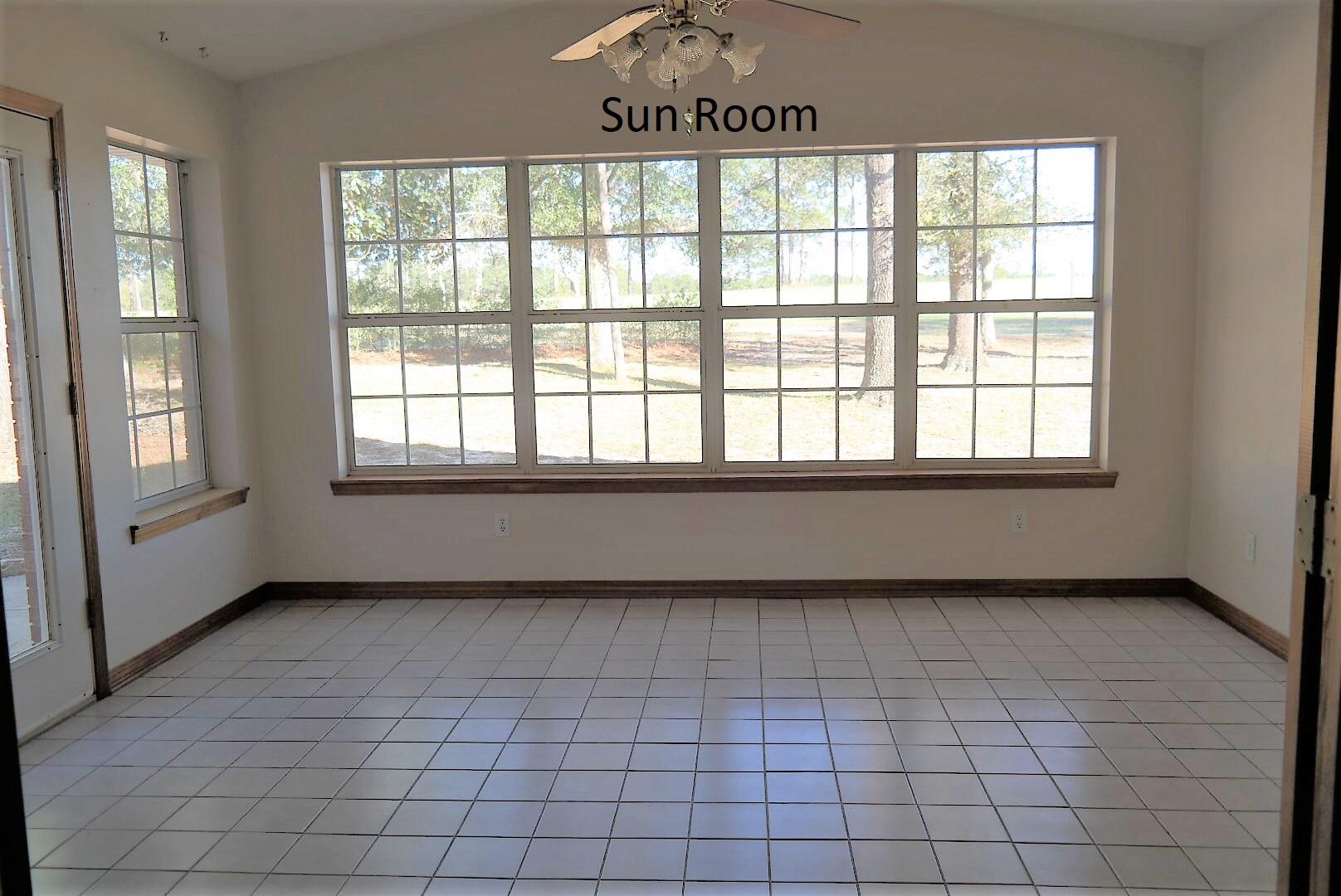 DEFUNIAK COUNTRY CLUB ESTATES - Residential