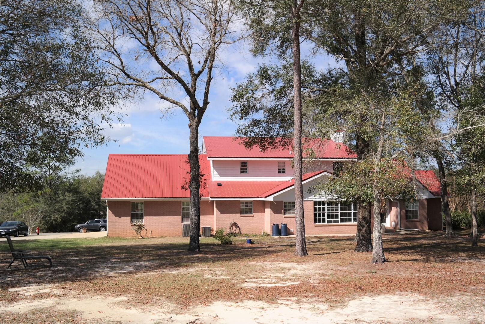 DEFUNIAK COUNTRY CLUB ESTATES - Residential