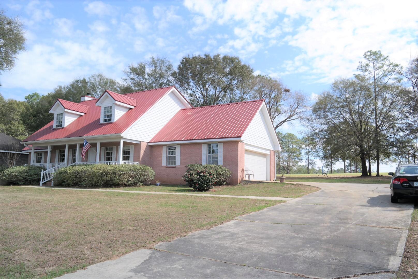 DEFUNIAK COUNTRY CLUB ESTATES - Residential