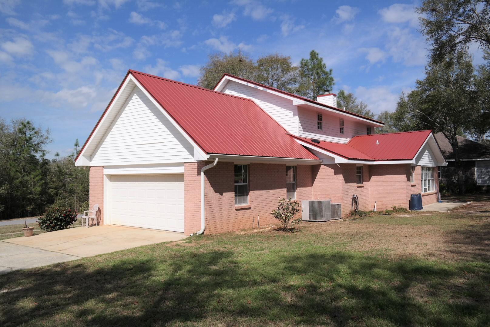 DEFUNIAK COUNTRY CLUB ESTATES - Residential