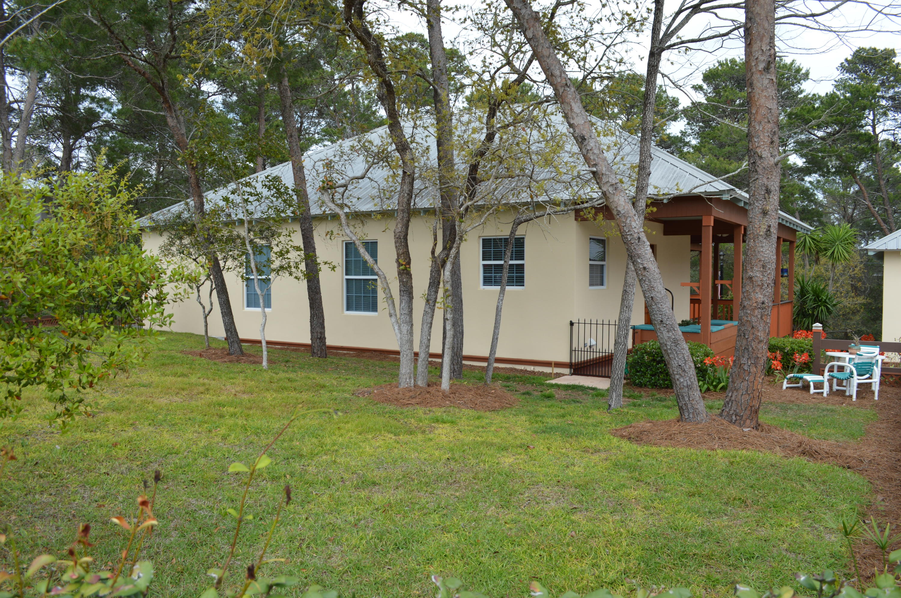 LAKE SHORE ESTATES - Residential