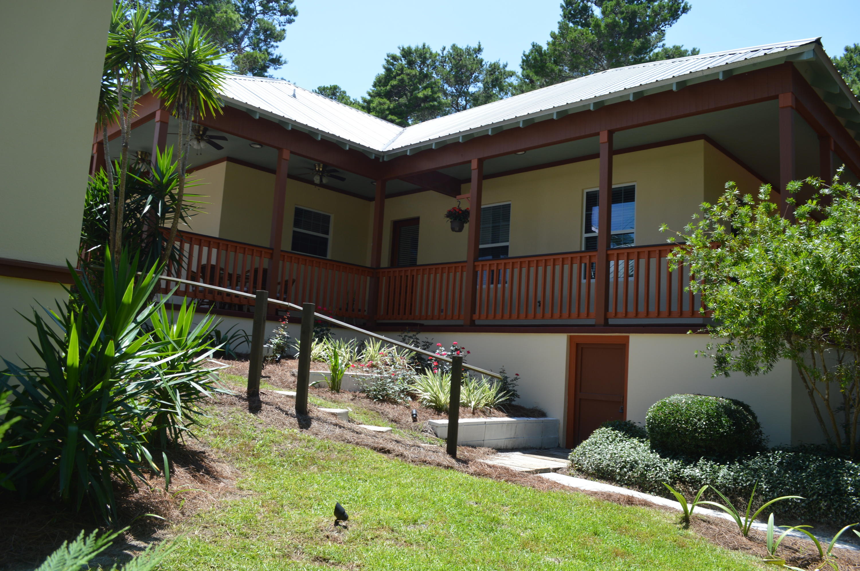 LAKE SHORE ESTATES - Residential