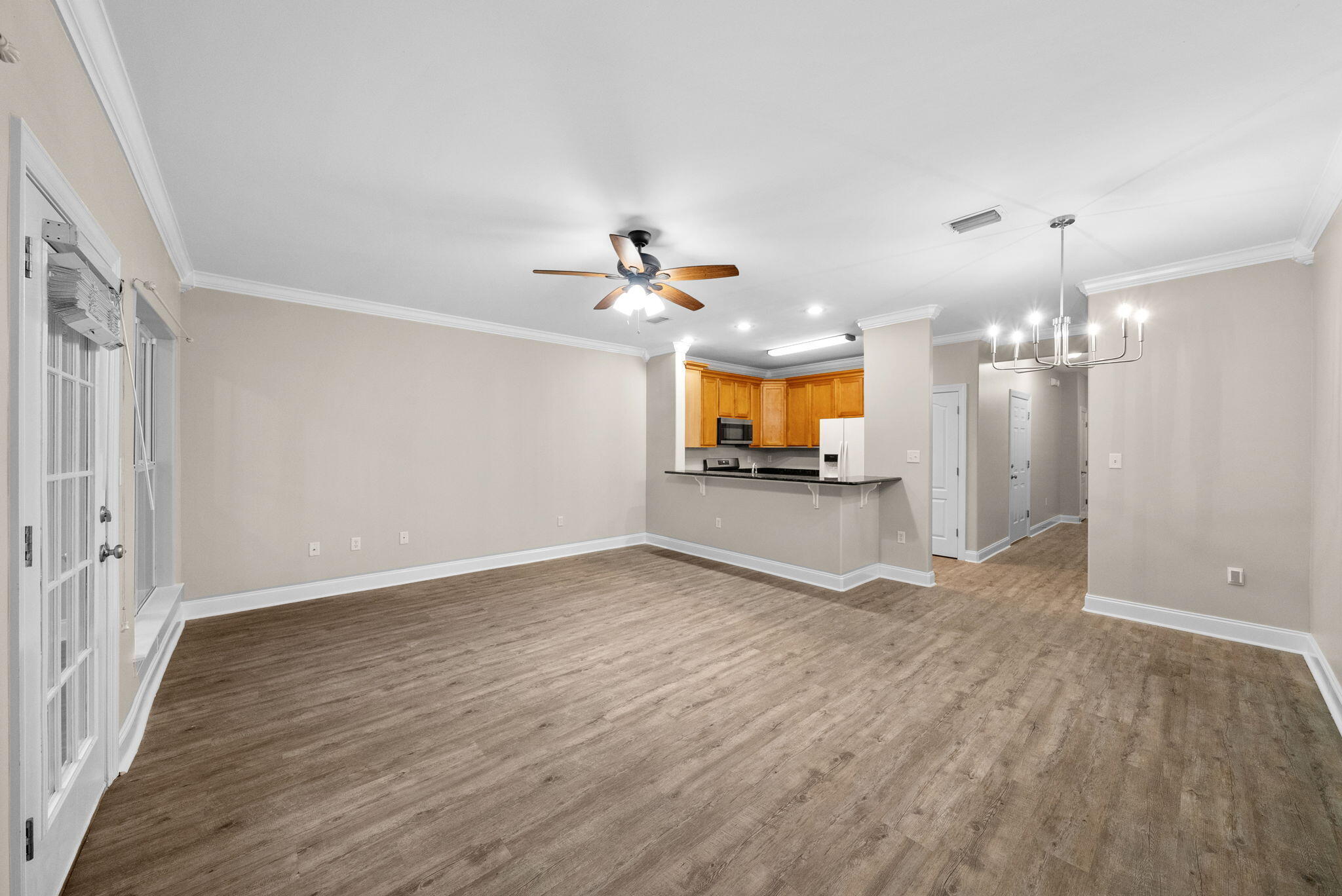 OLD BAY T/H - Residential Lease