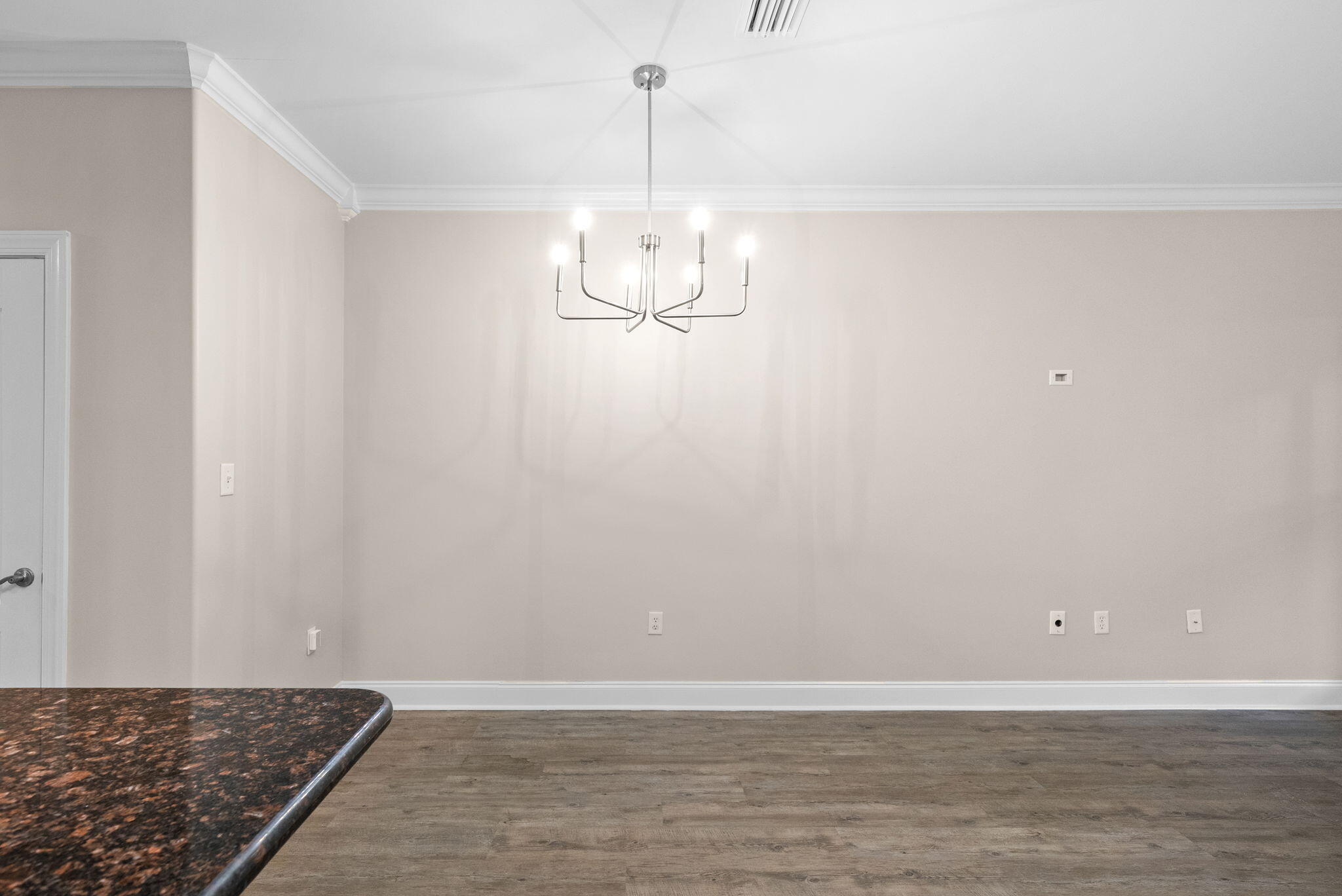 OLD BAY T/H - Residential Lease