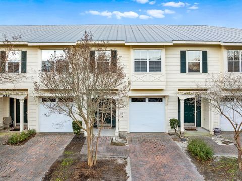 Photo of 229 Mattie M Kelly Boulevard, Destin, FL 32541 (MLS # 991604)