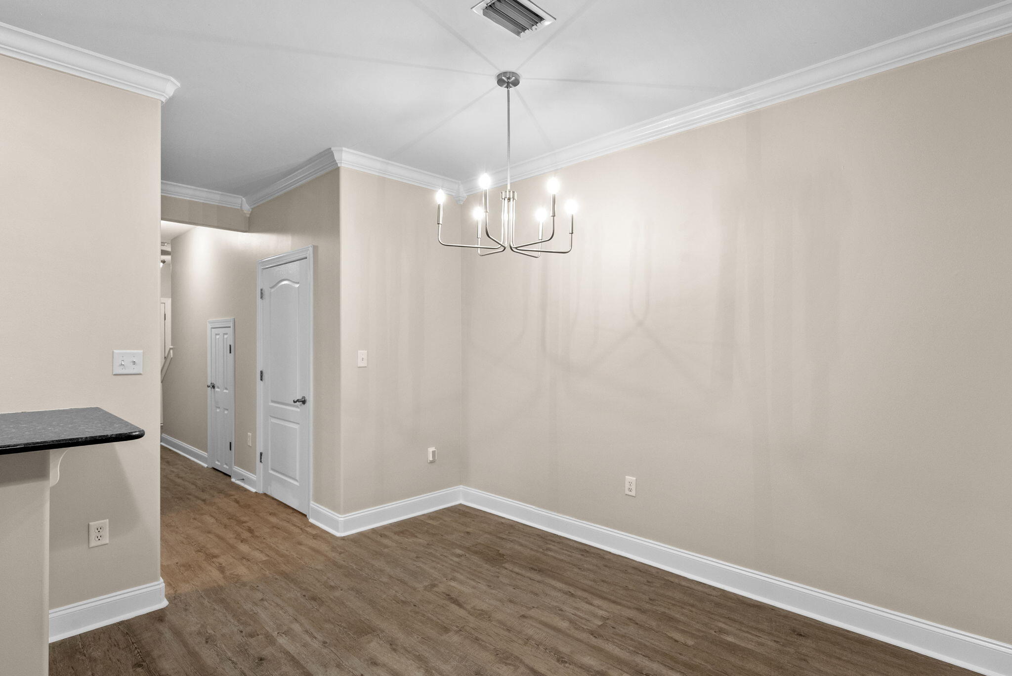 OLD BAY T/H - Residential Lease