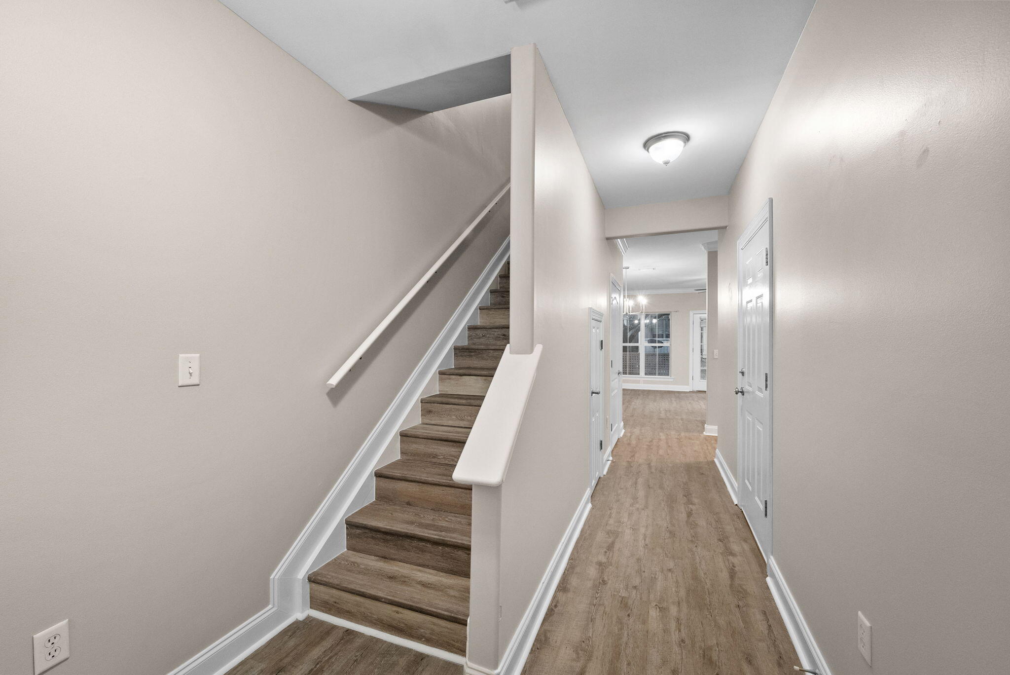 OLD BAY T/H - Residential Lease