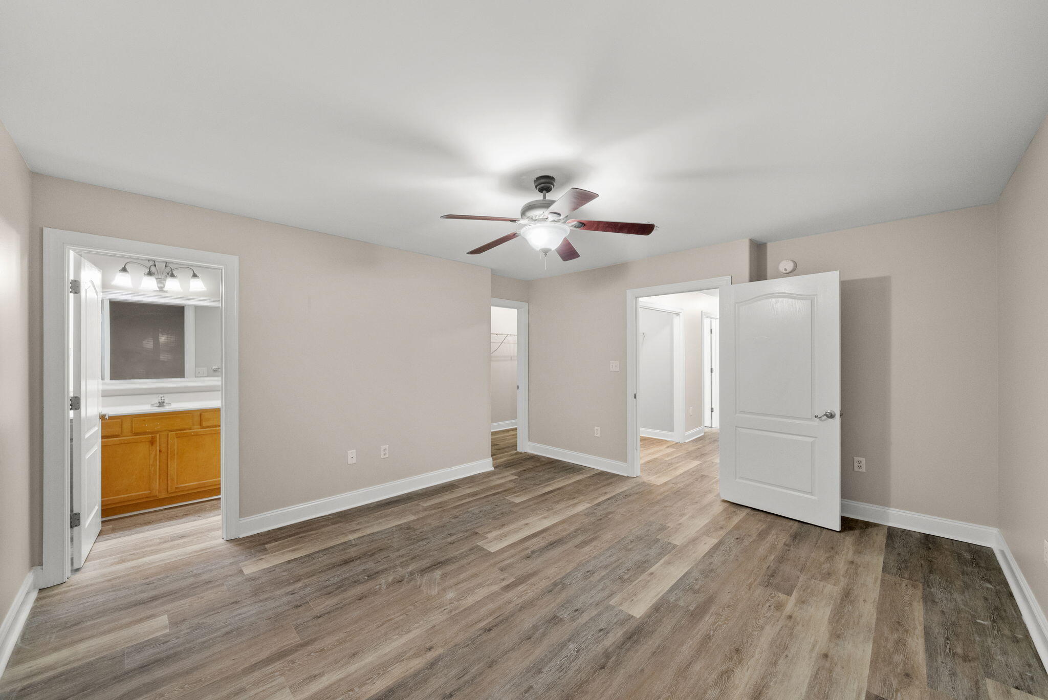 OLD BAY T/H - Residential Lease