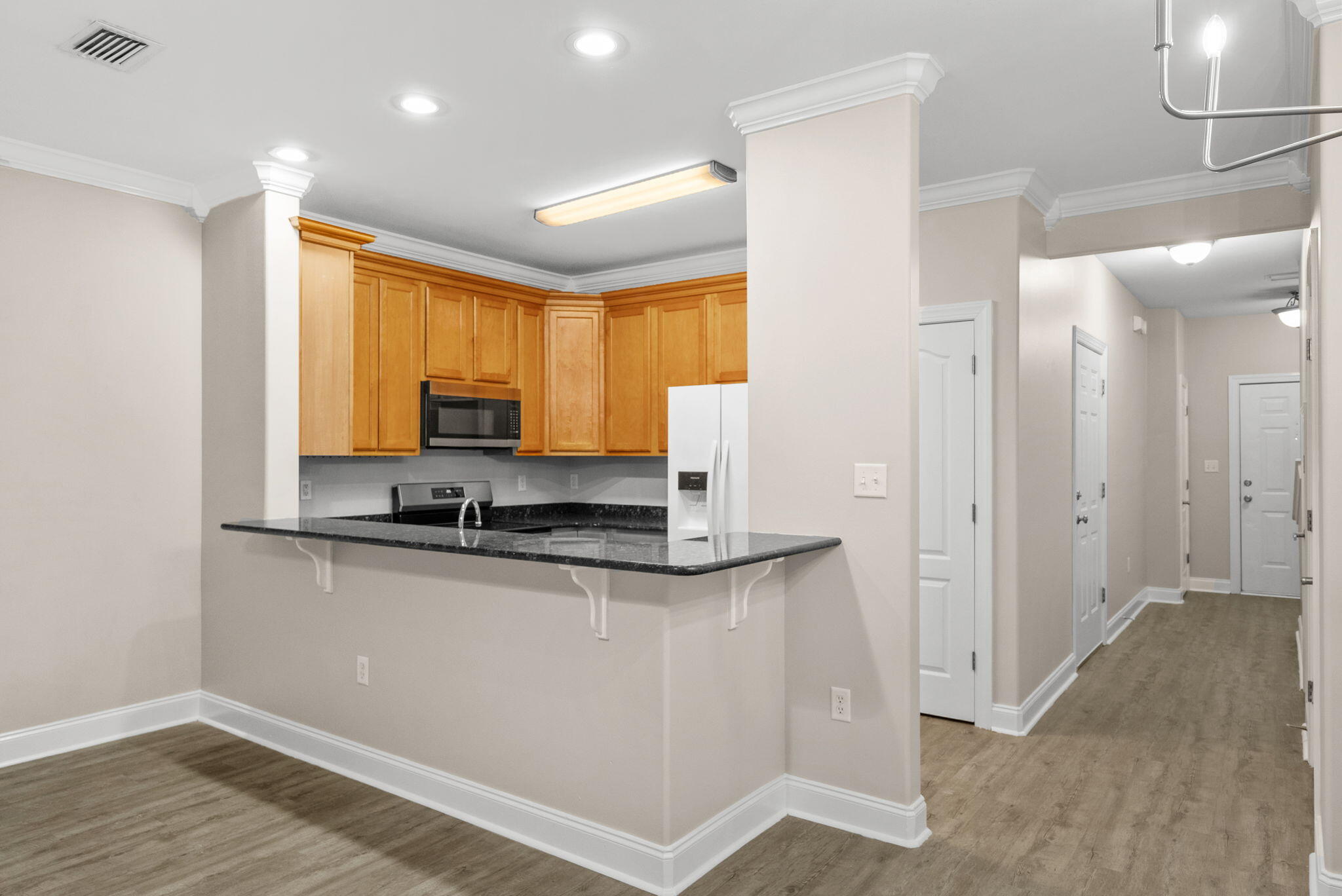 OLD BAY T/H - Residential Lease