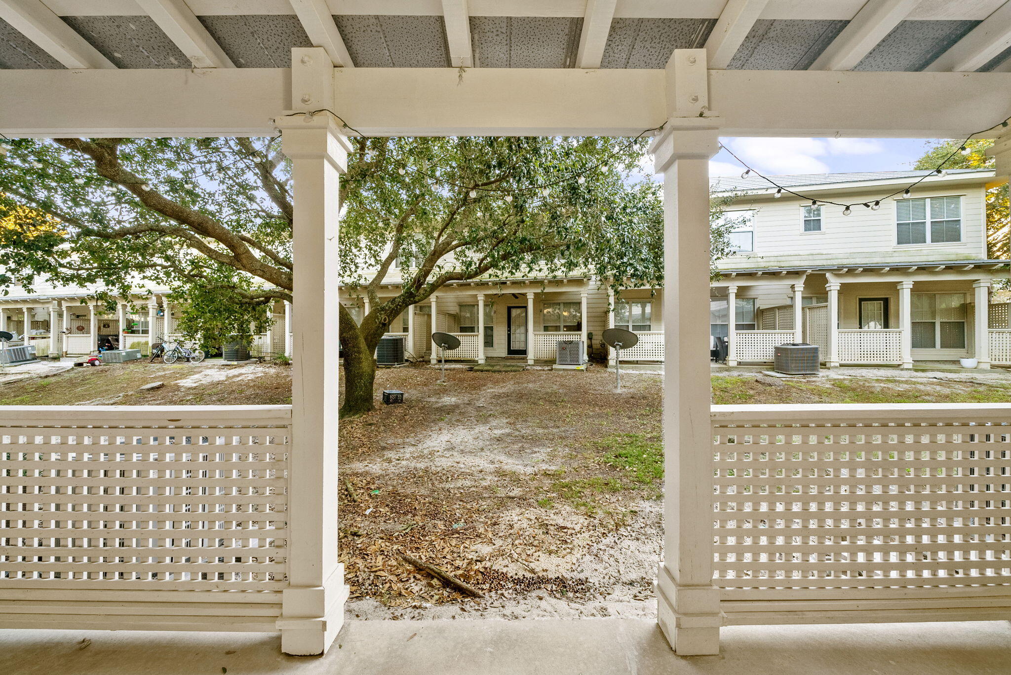 OLD BAY T/H - Residential Lease