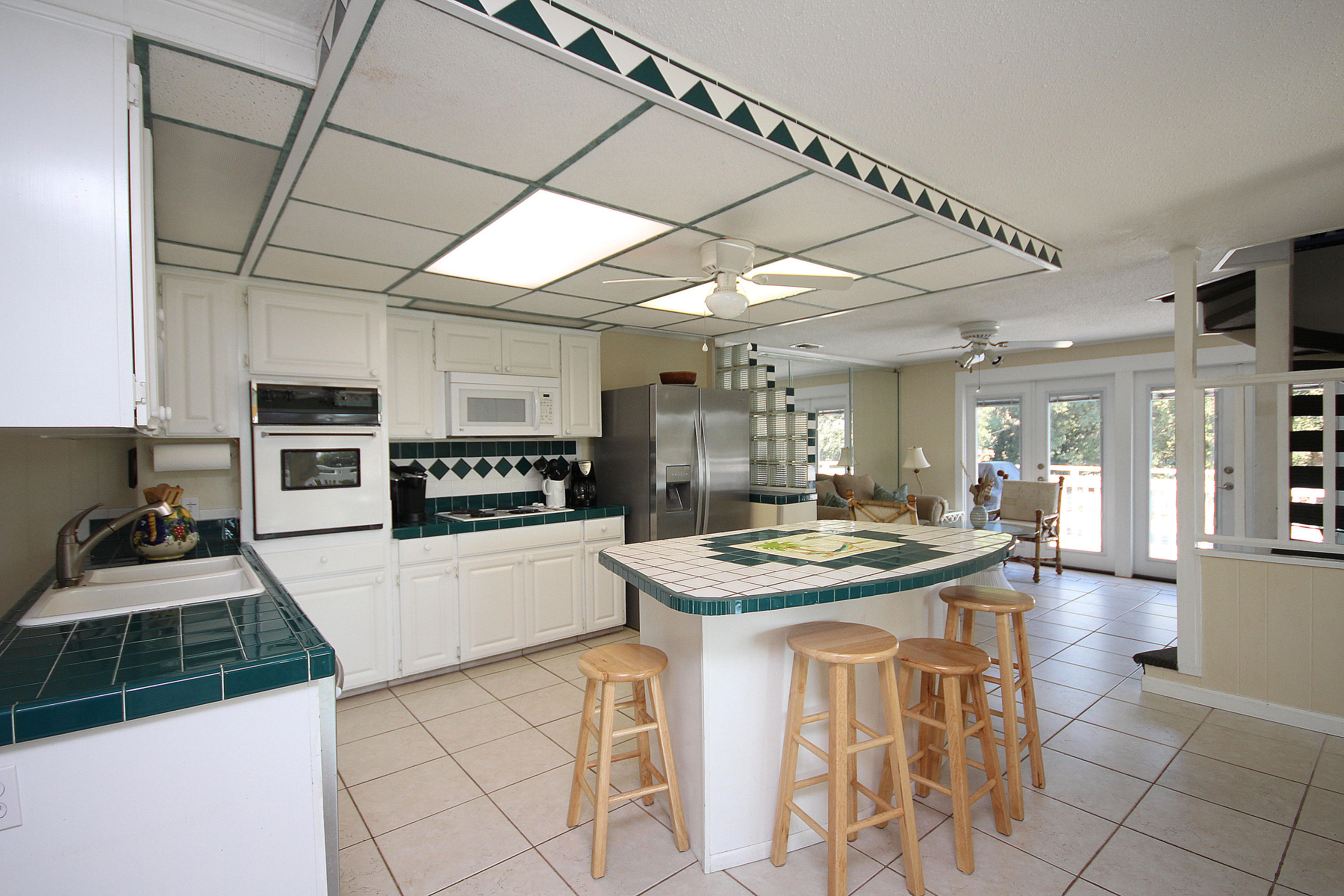 CRYSTAL BEACH - Residential