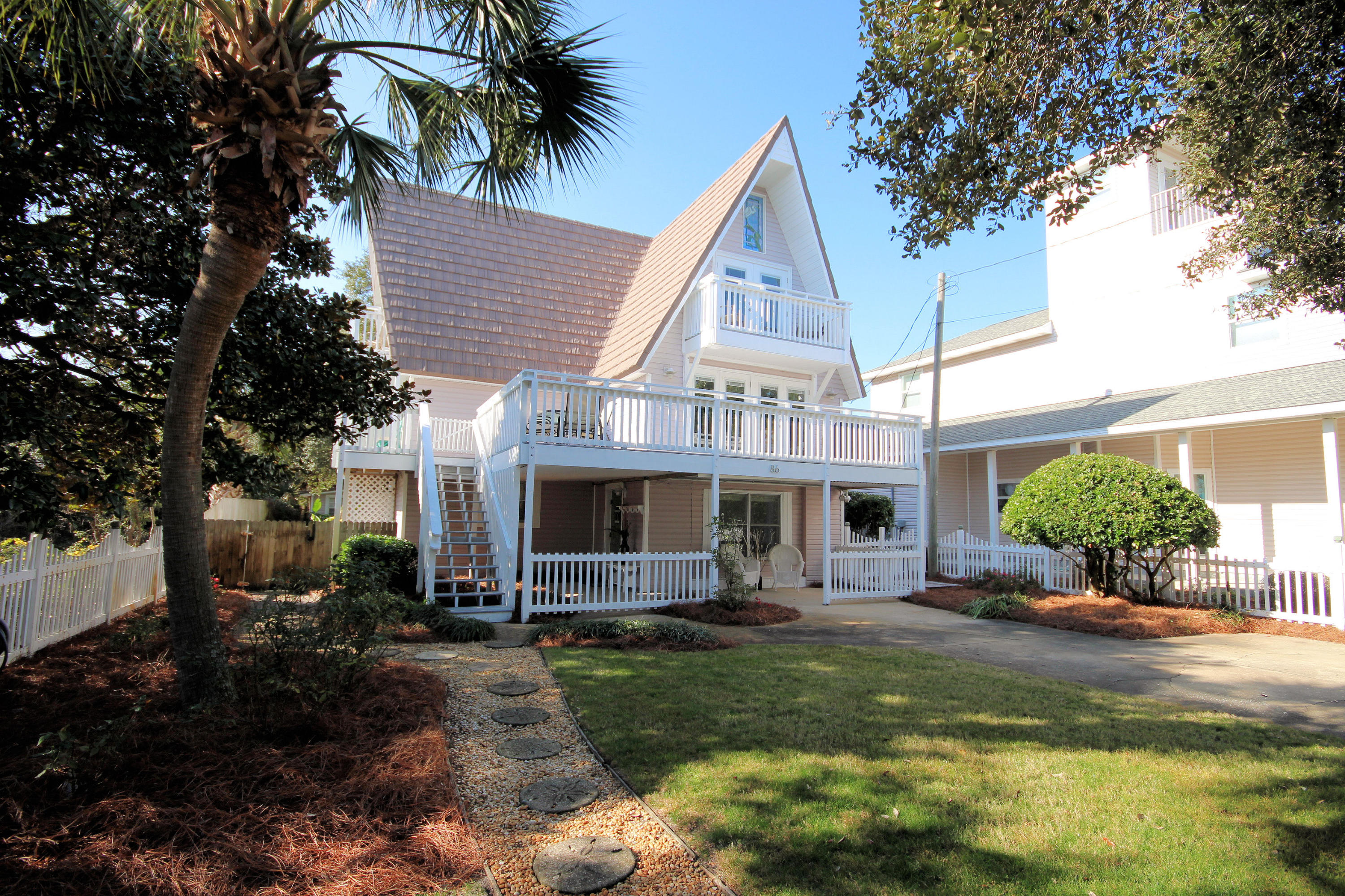 CRYSTAL BEACH - Residential