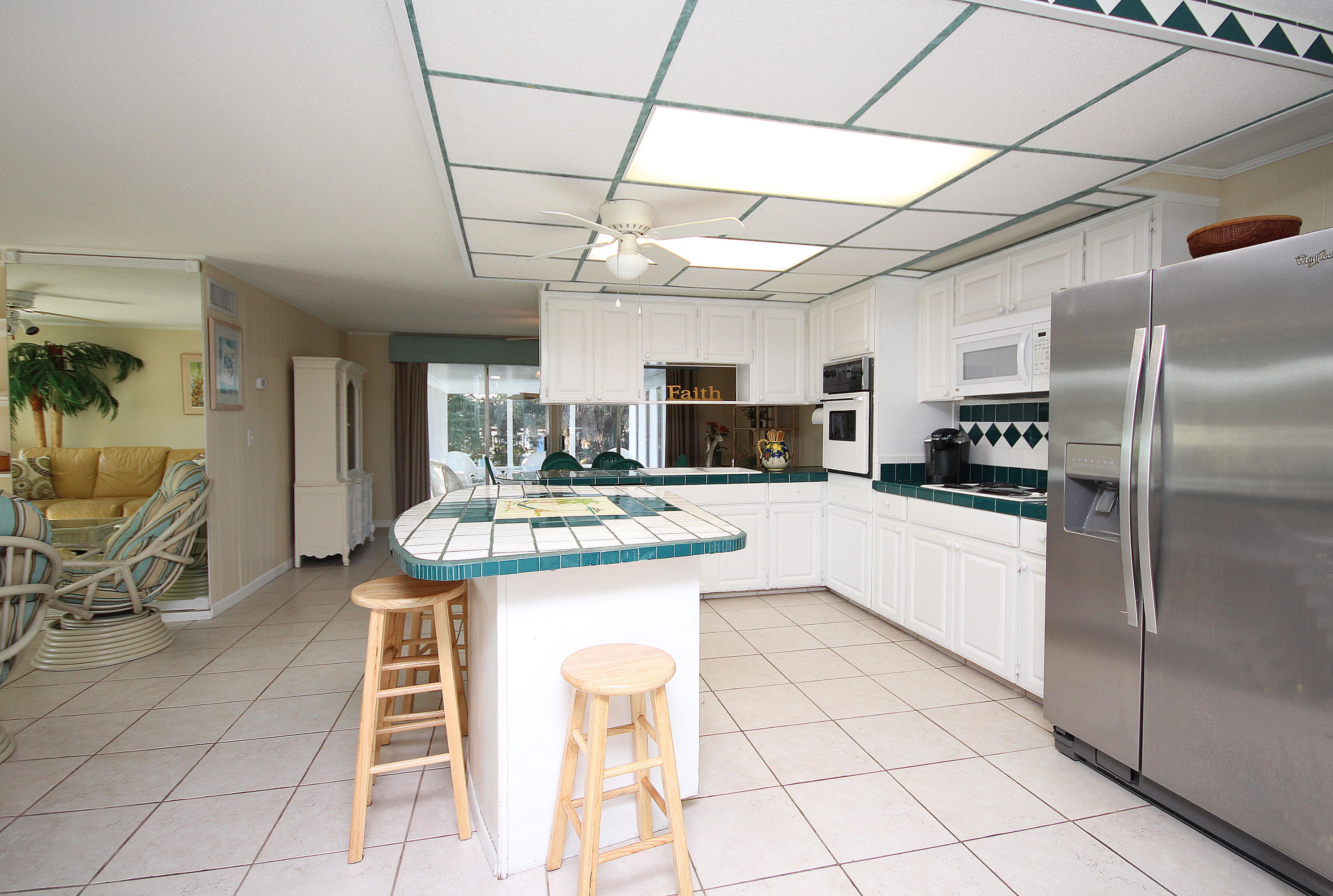 CRYSTAL BEACH - Residential