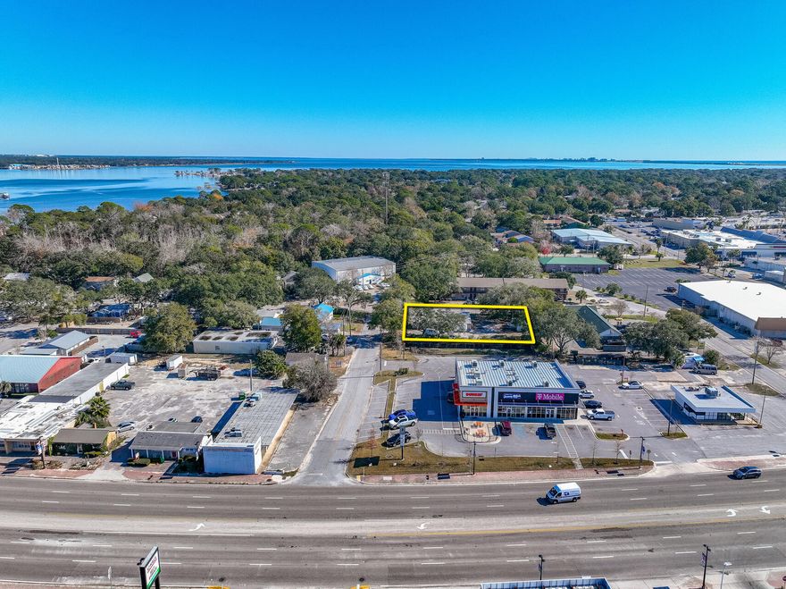 SIGNIFICANT PRICE REDUCTION! READY FOR IMMEDIATE USE & OCCUPANCY!  Commercial freestanding building located in a prime location of Ft. Walton Beach, Florida near Uptown Station!Please inquire for further details.